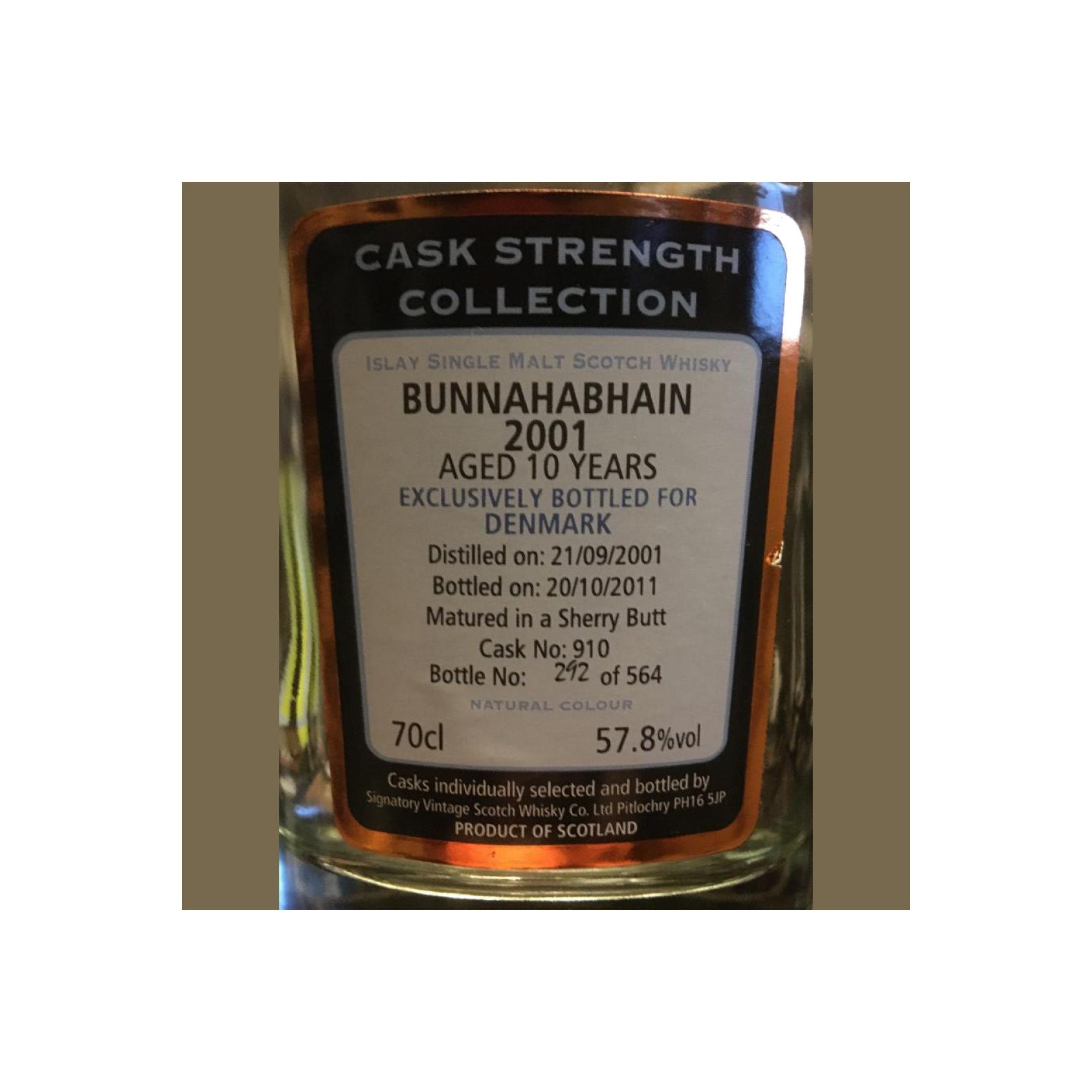 Bunnahabhain Cask Strength Collection 2001 10 Years Single Malt Whisky 3