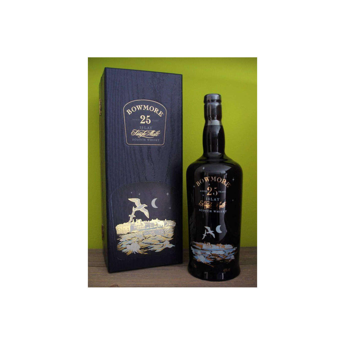 Bowmore 25 Years Single Malt Whisky 3