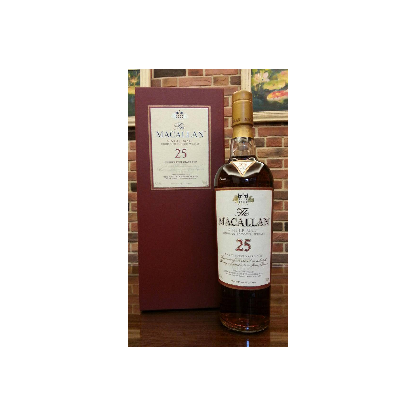 The Macallan 25 Years Single Malt Whisky 2
