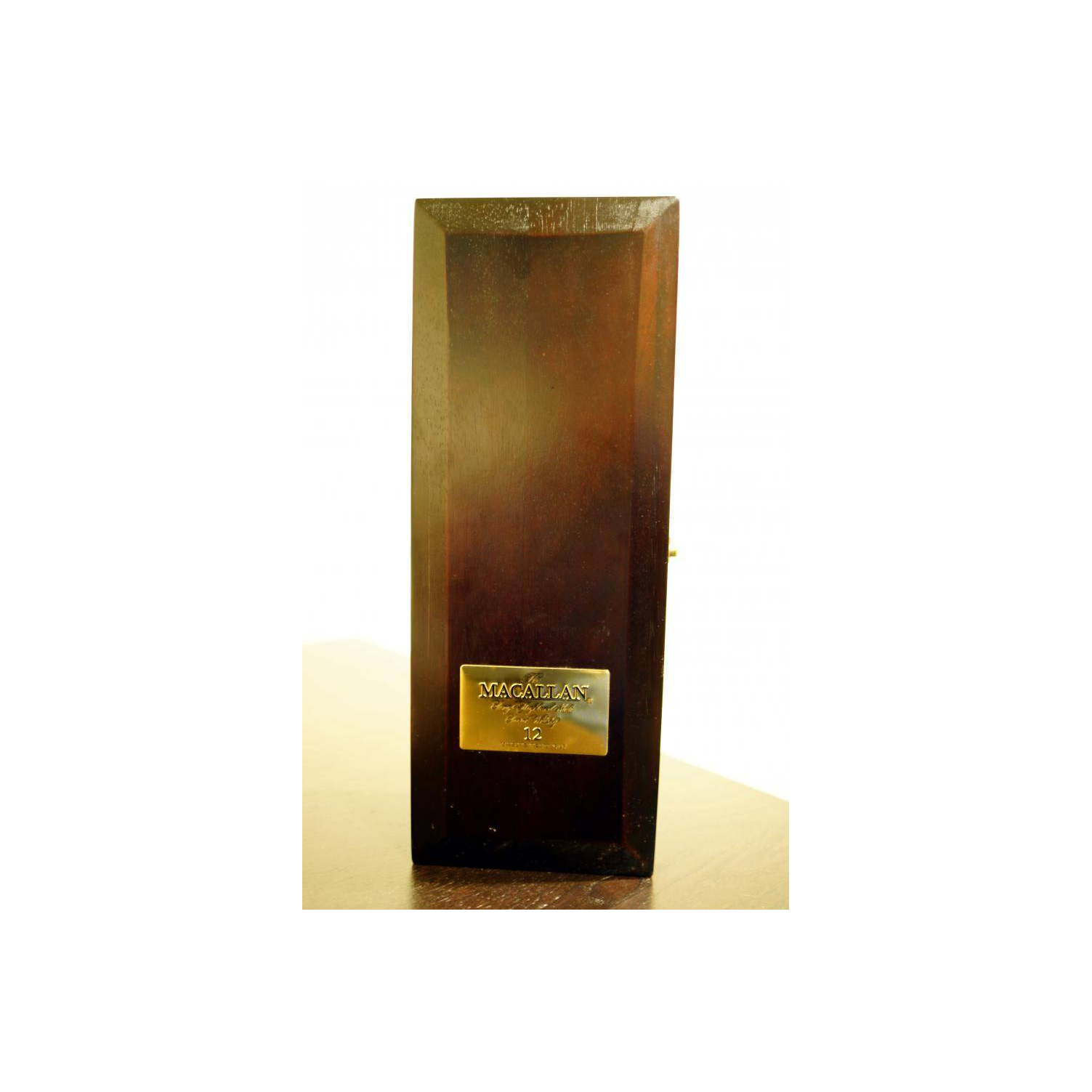 The Macallan 12 Years Single Malt Whisky 2