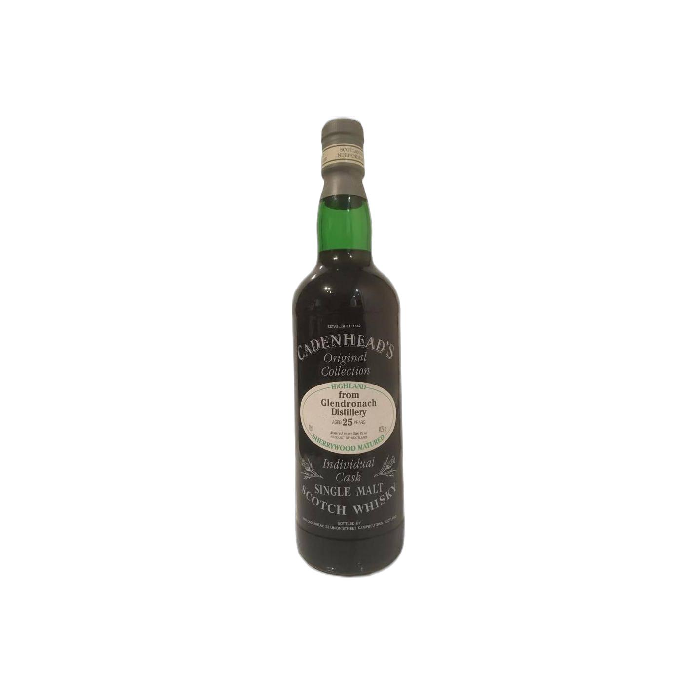 GlenDronach 25 Years Single Malt Whisky 3