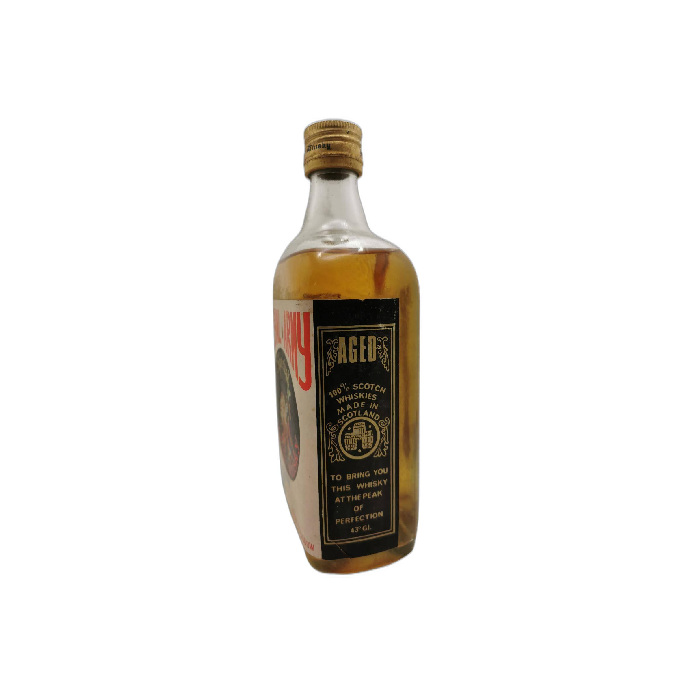 Royal Army Special Scotch Whisky 3