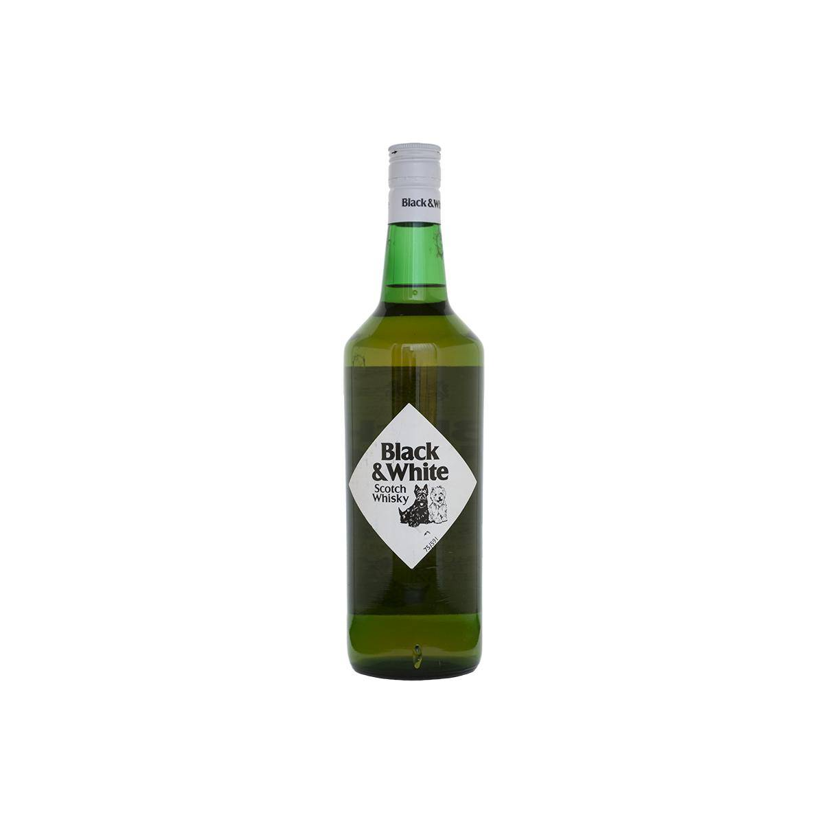 Black & White Blended Whisky 2