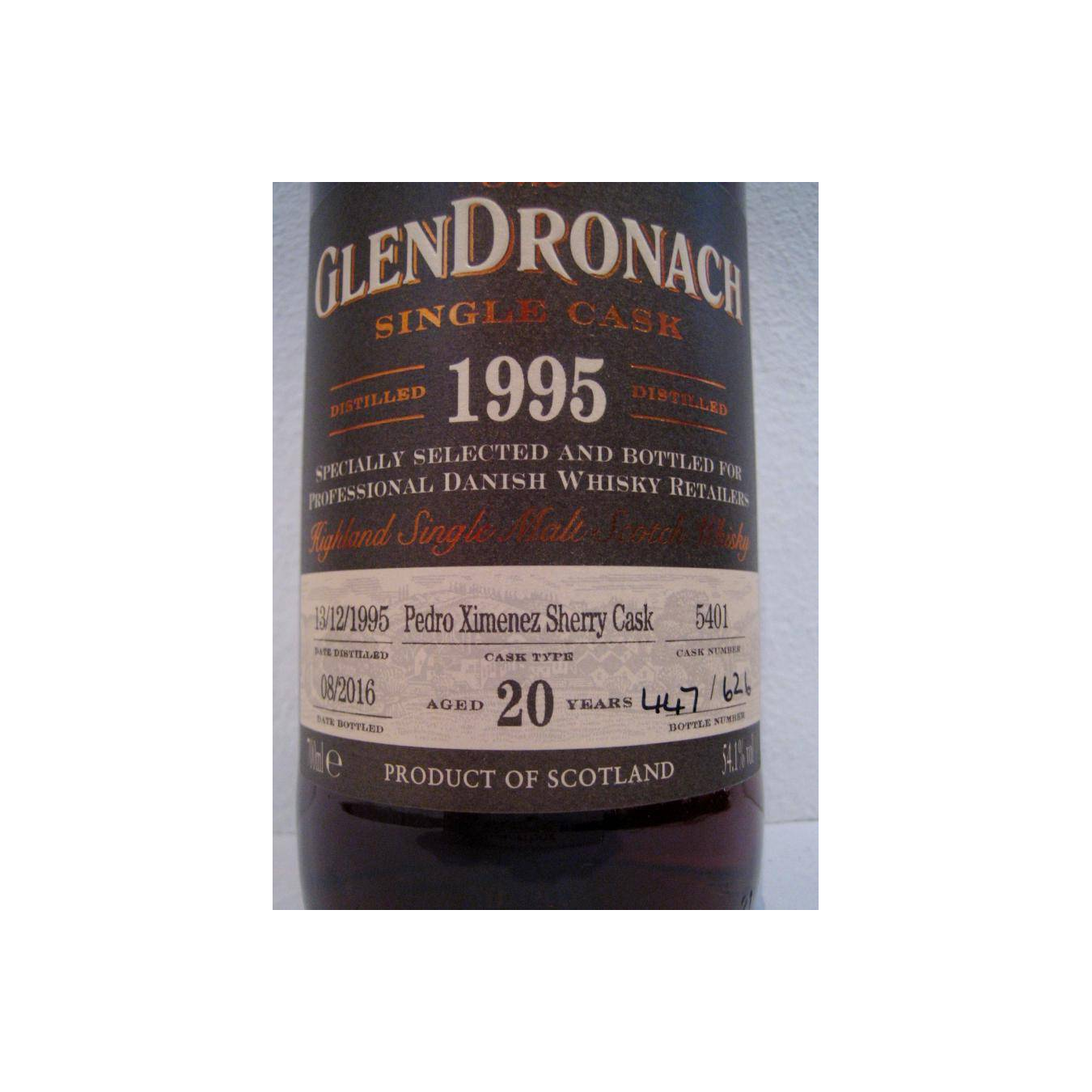 GlenDronach Single Cask 1995 20 Years Single Malt Whisky 2
