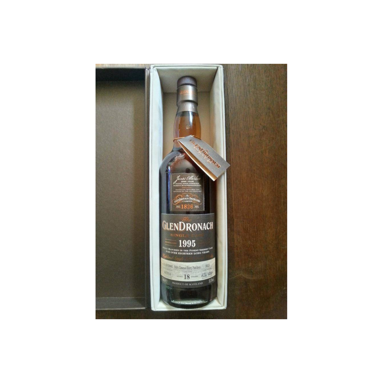 GlenDronach 1995 18 Years Single Malt Whisky 3
