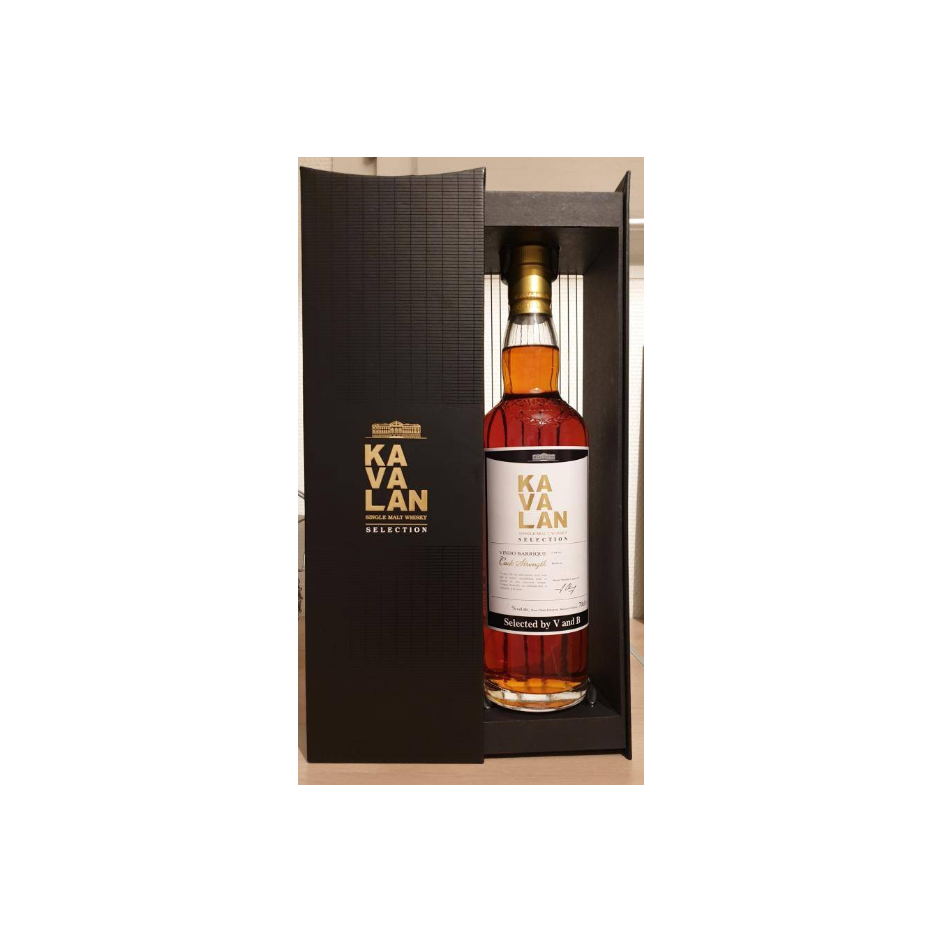 Kavalan Vinho Barrique Single Malt Whisky 2