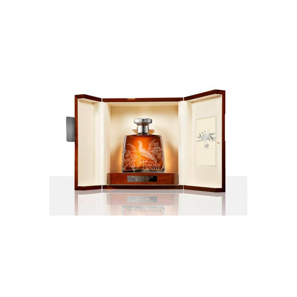The Famous Grouse 40 Years Blended Malt Whisky 3