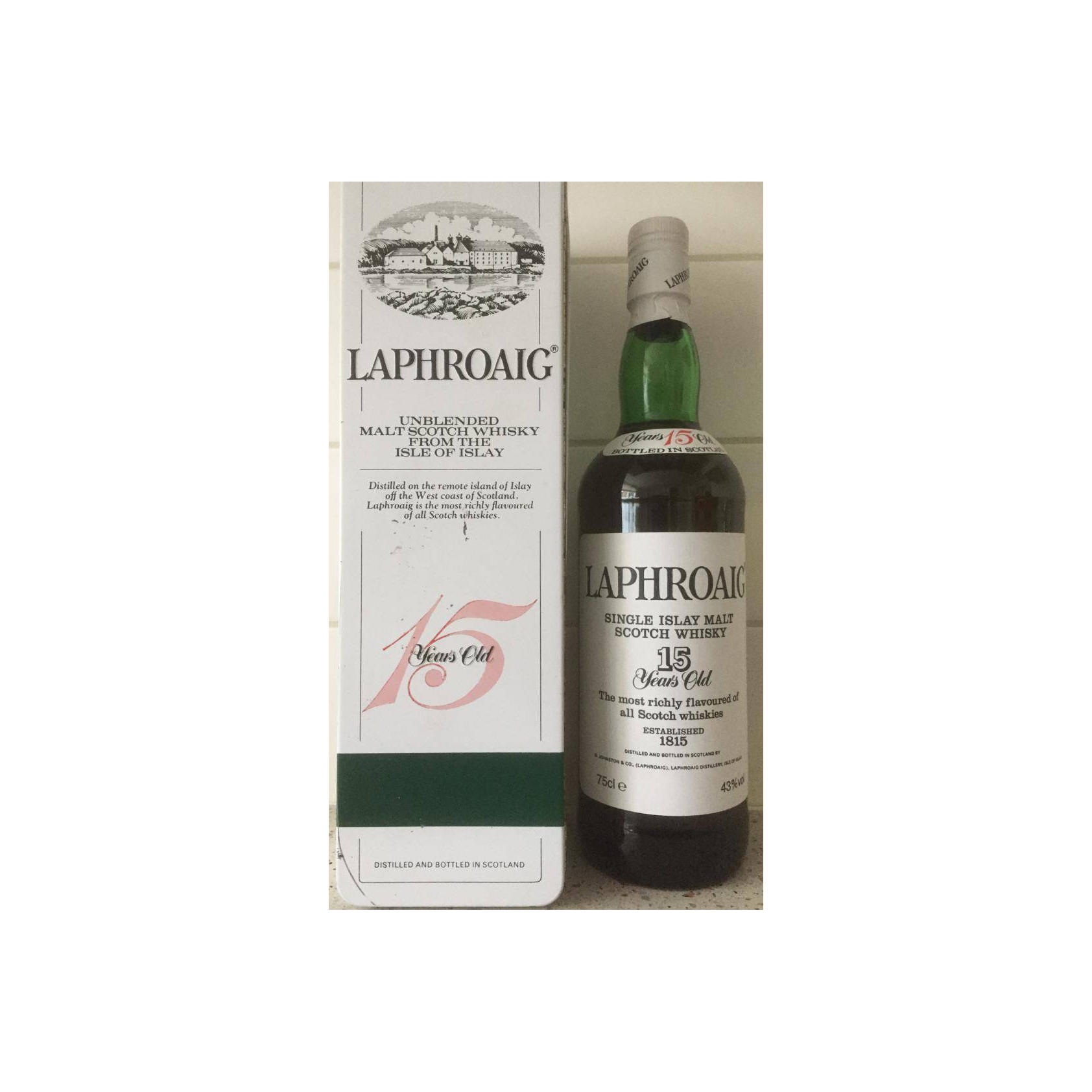 Laphroaig 15 Years Single Malt Whisky 2