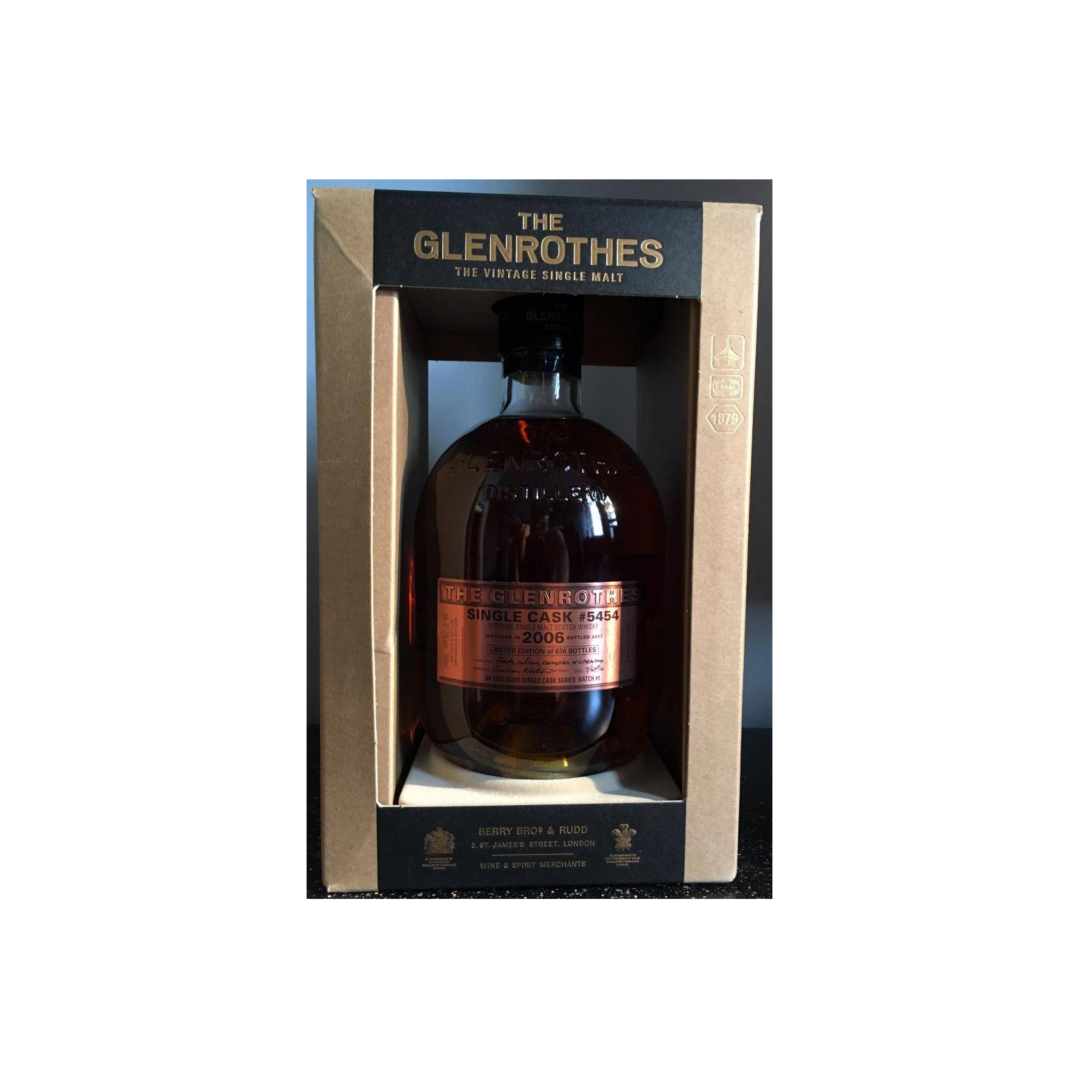 The Glenrothes Single Cask 2006 11 Years Single Malt Whisky 3