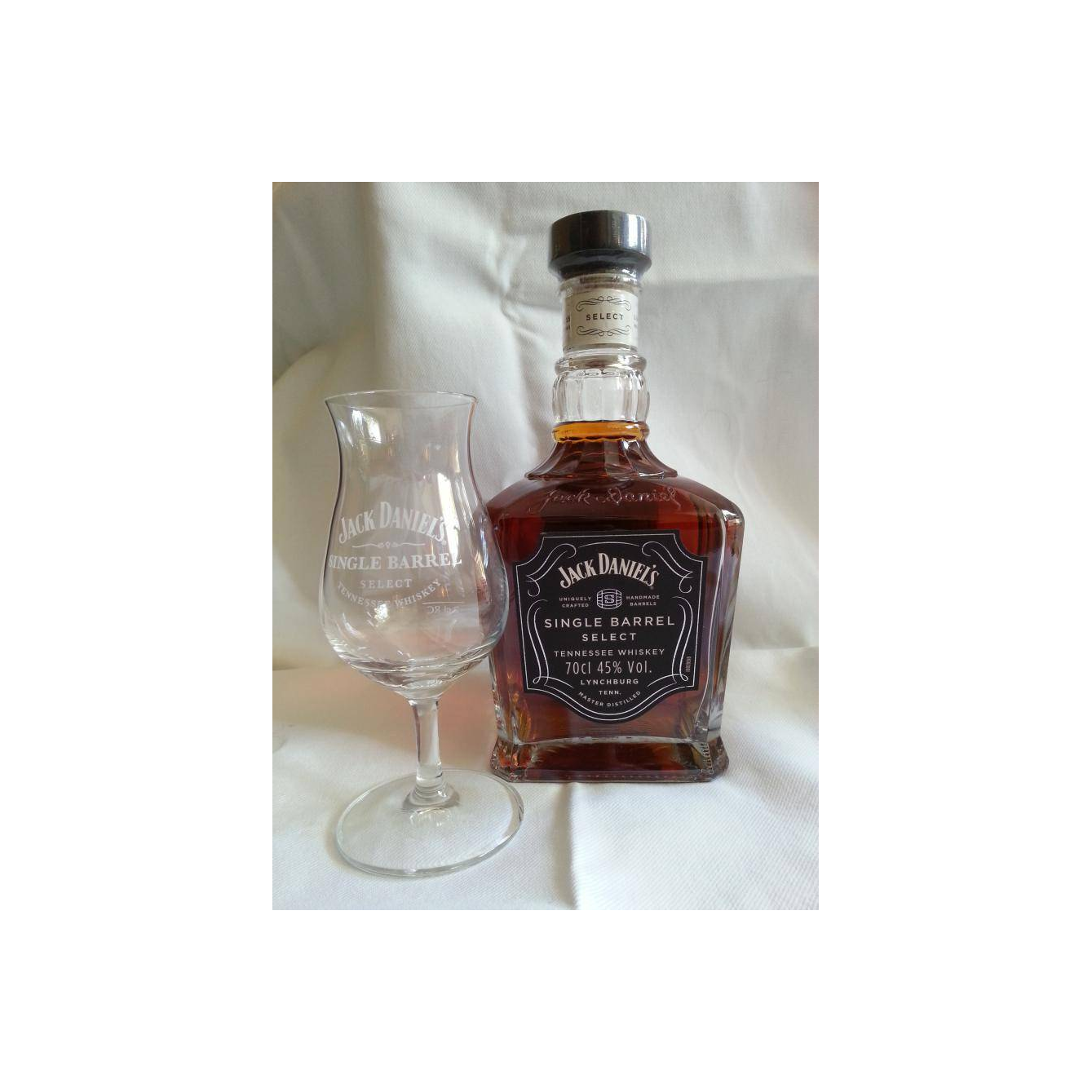 Jack Daniel's Tennessee Whisky  2