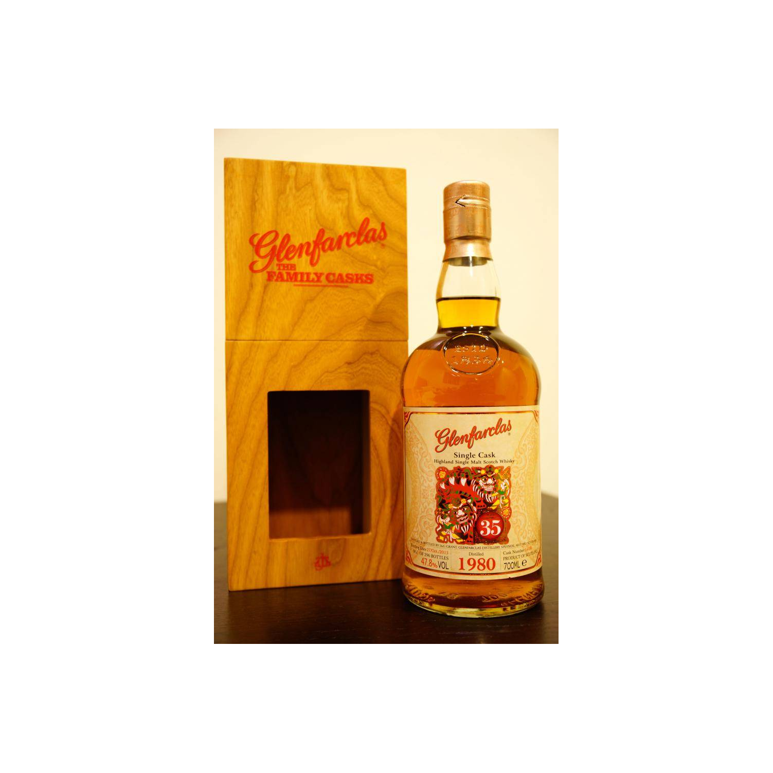 Glenfarclas Single Cask 1980 35 Years Single Malt Whisky 3