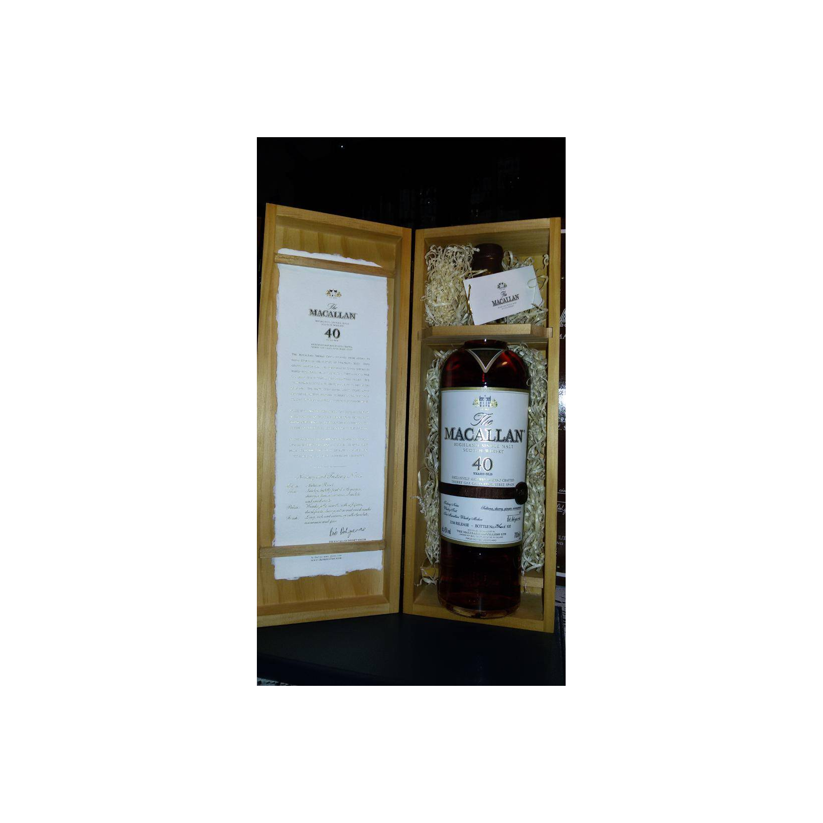 The Macallan 40 Years Single Malt Whisky 3