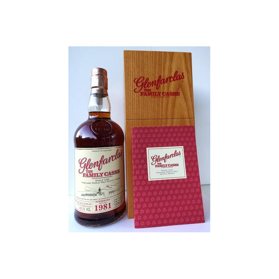 Glenfarclas 1981 35 Years Single Malt Whisky 2