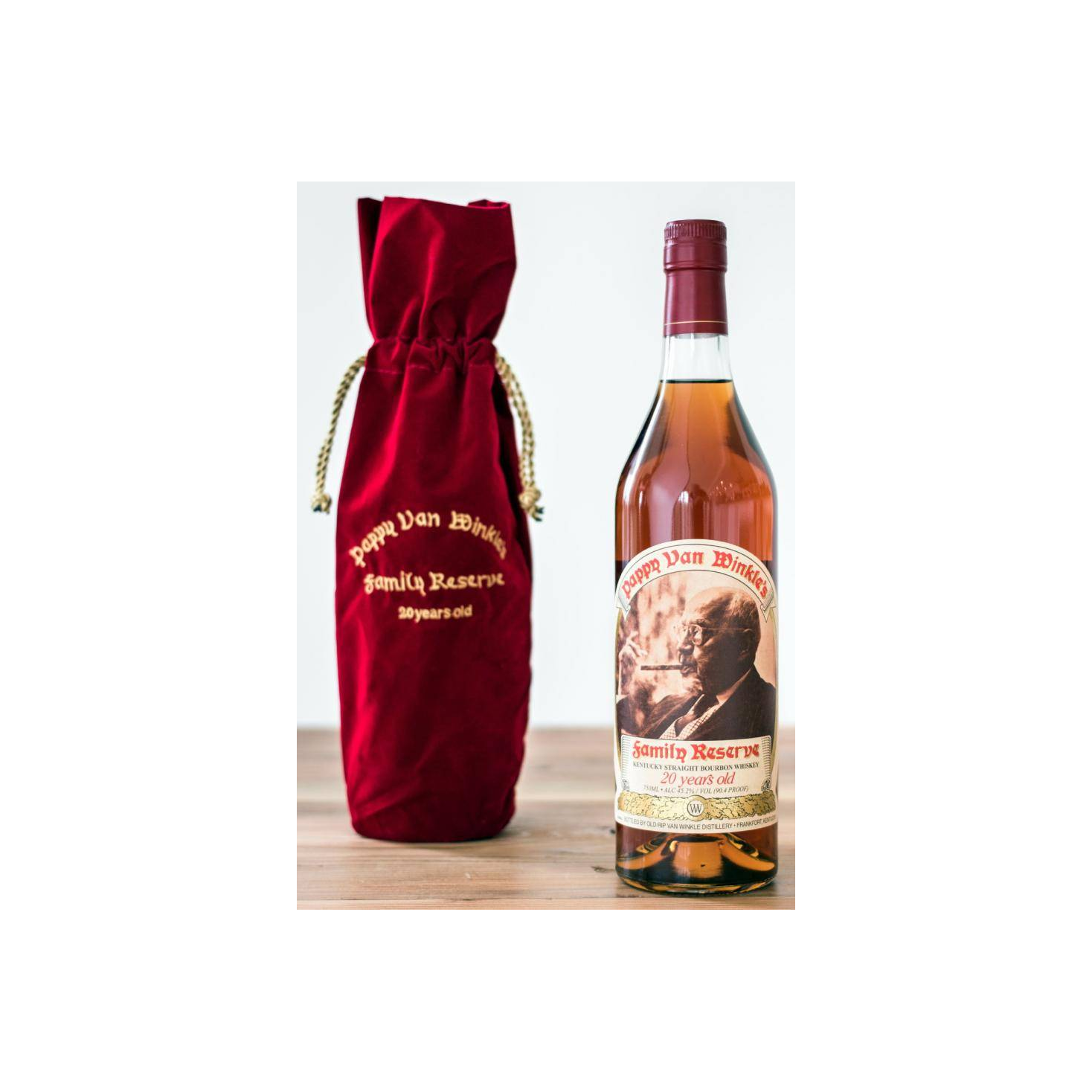 Pappy Van Winkle's 20 Years Bourbon Whisky 2