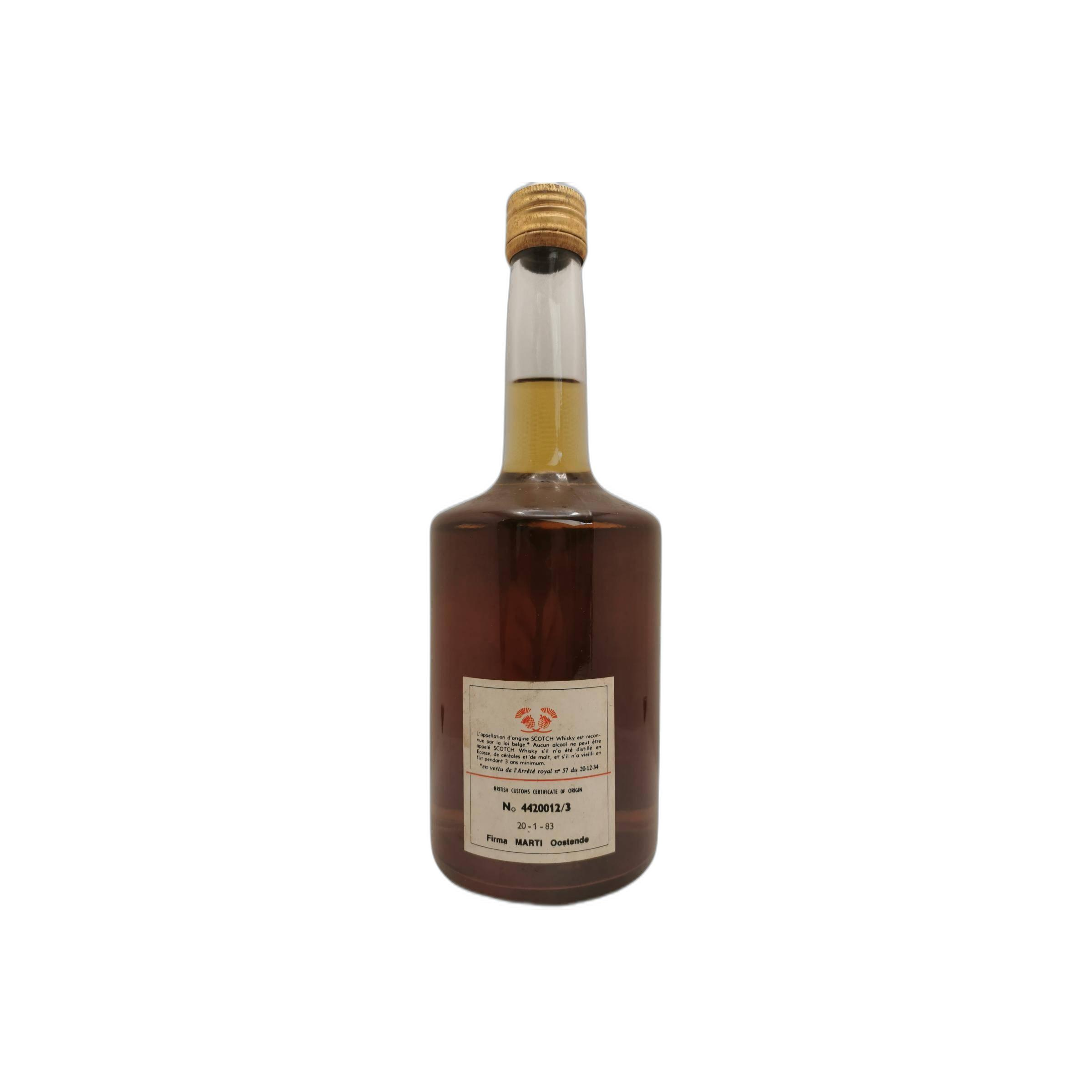 Monument Finest Blended Scotch Whisky 2