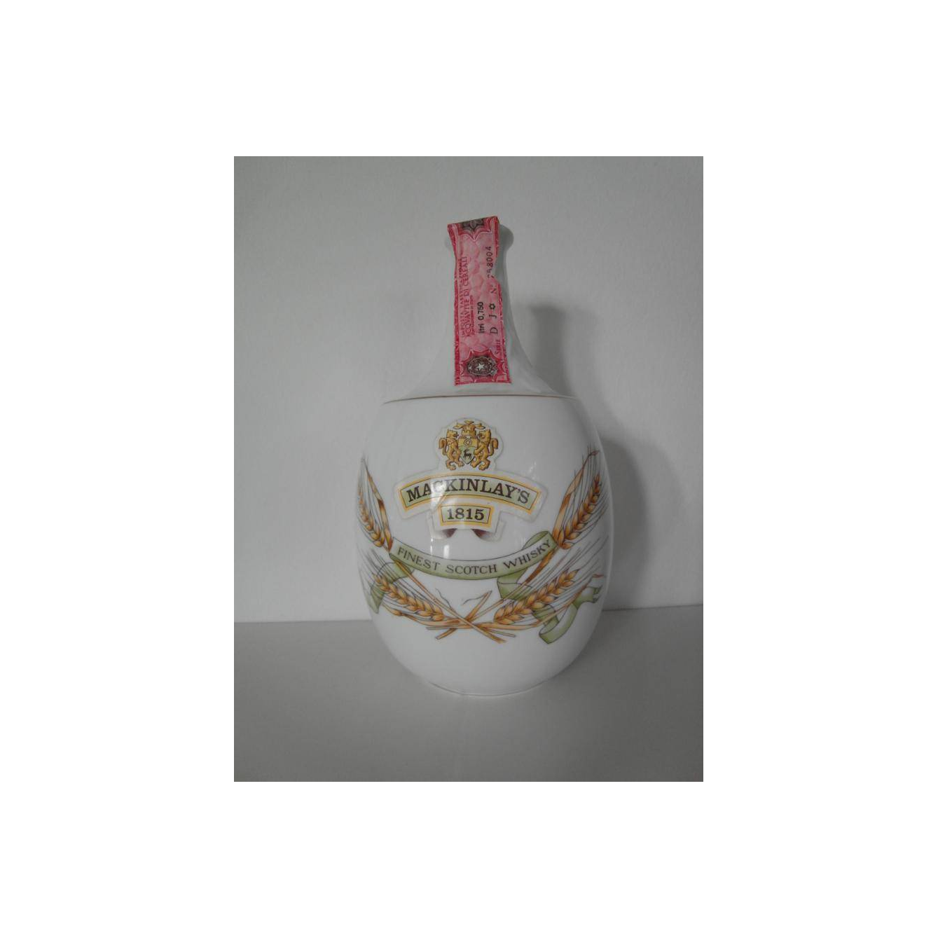 Mackinlay's Blended Whisky 2