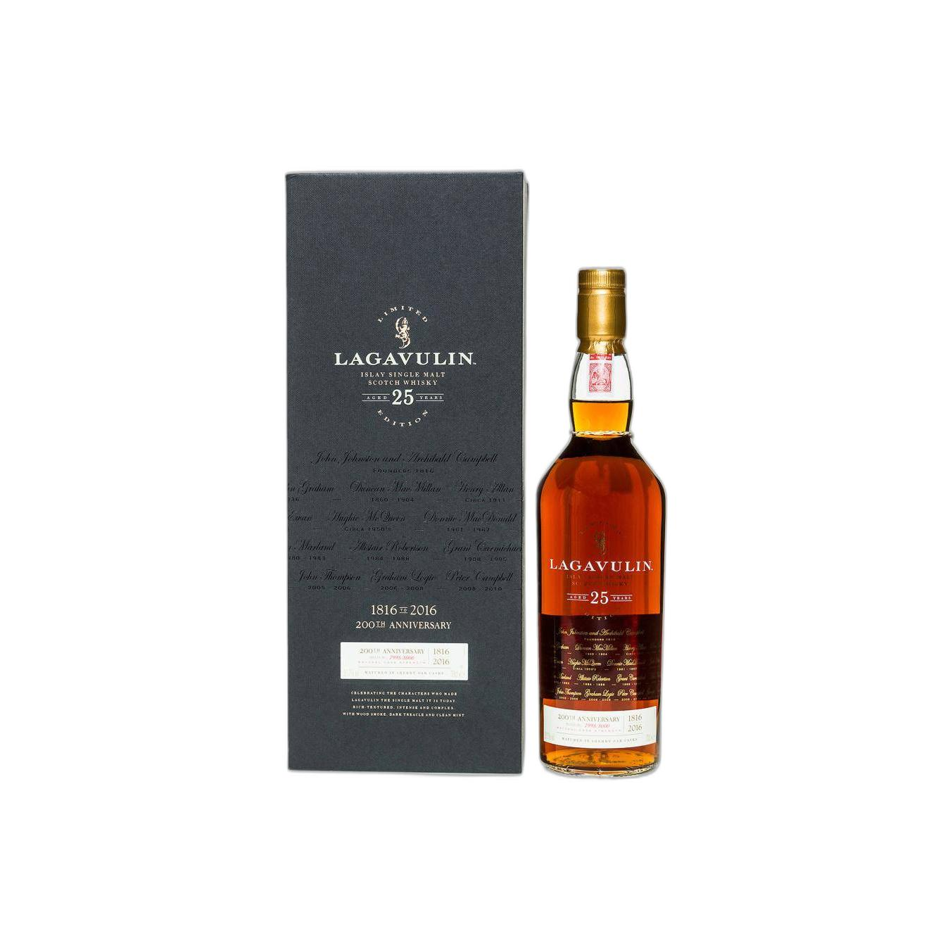 Lagavulin 25 Years Single Malt Whisky 3