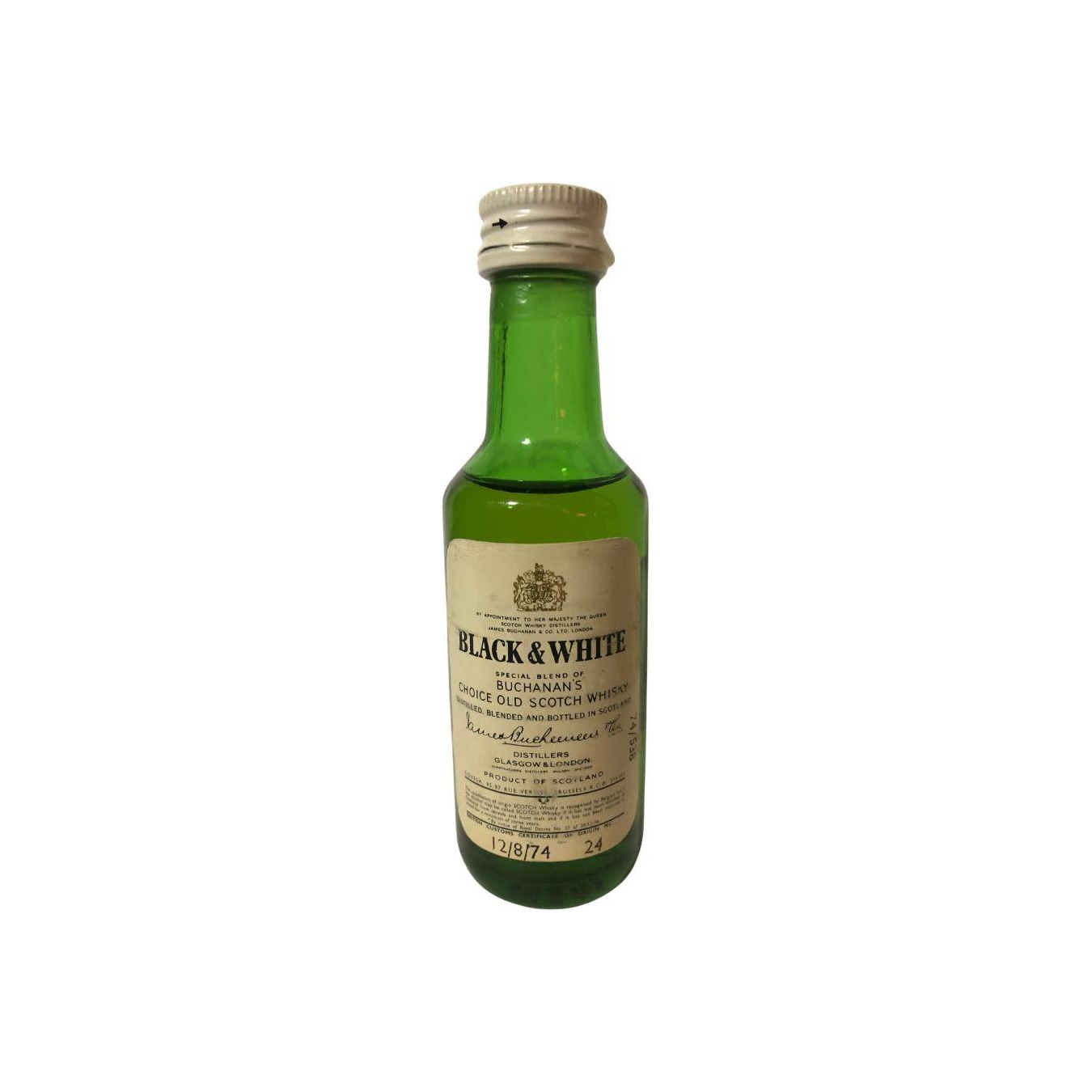 Black & White Blended Whisky 2