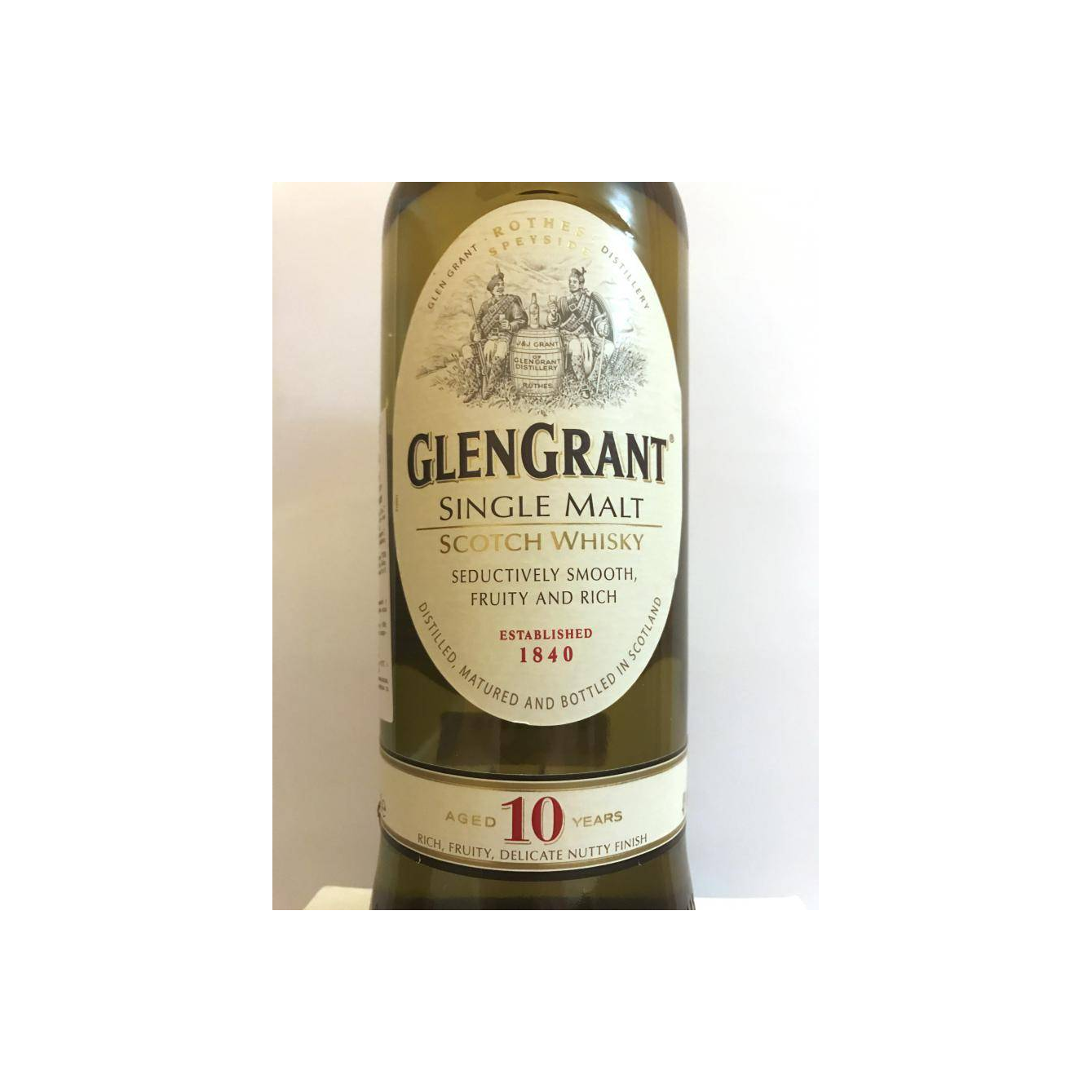 Glen Grant 10 Years Single Malt Whisky 2