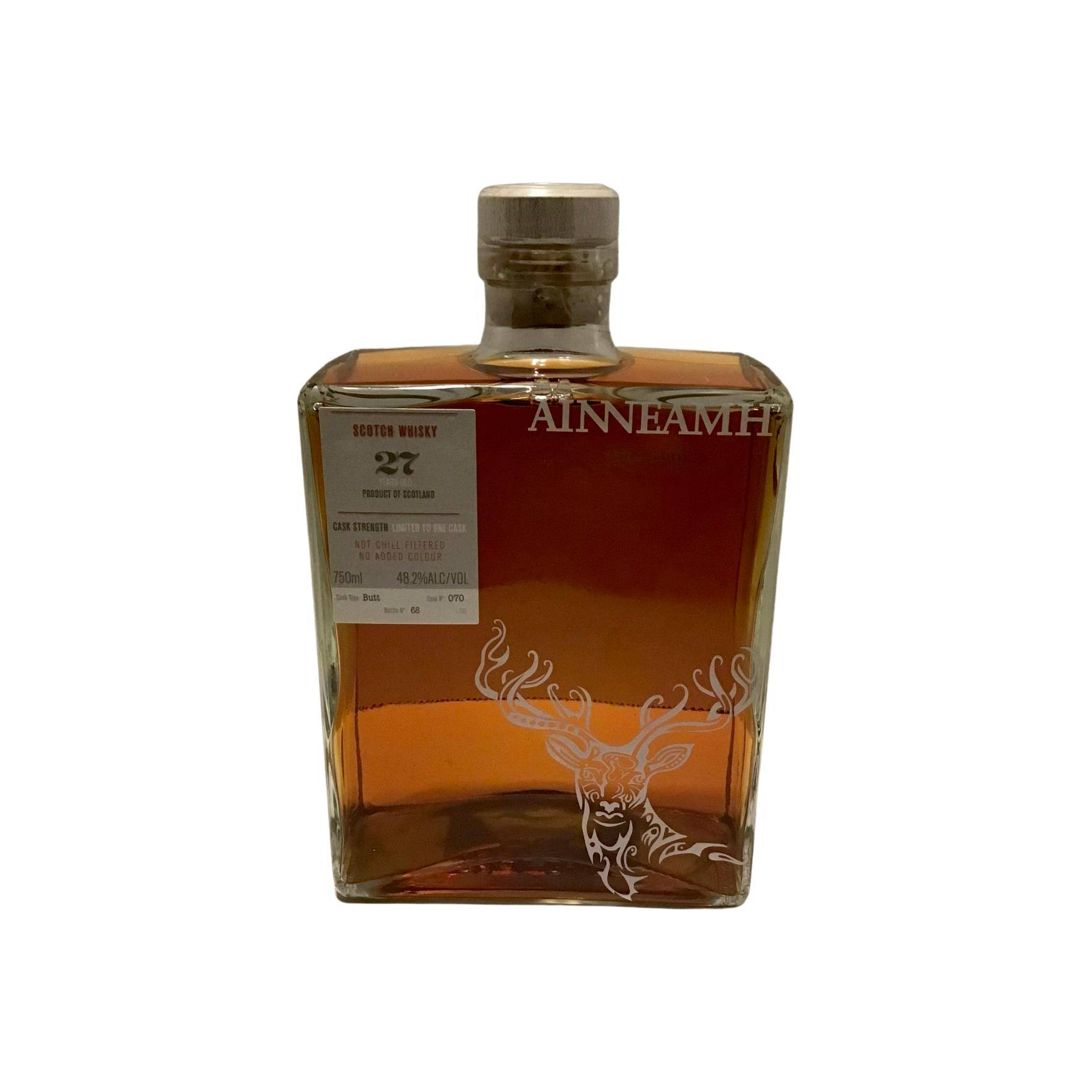 Ainneamh 27-year-old