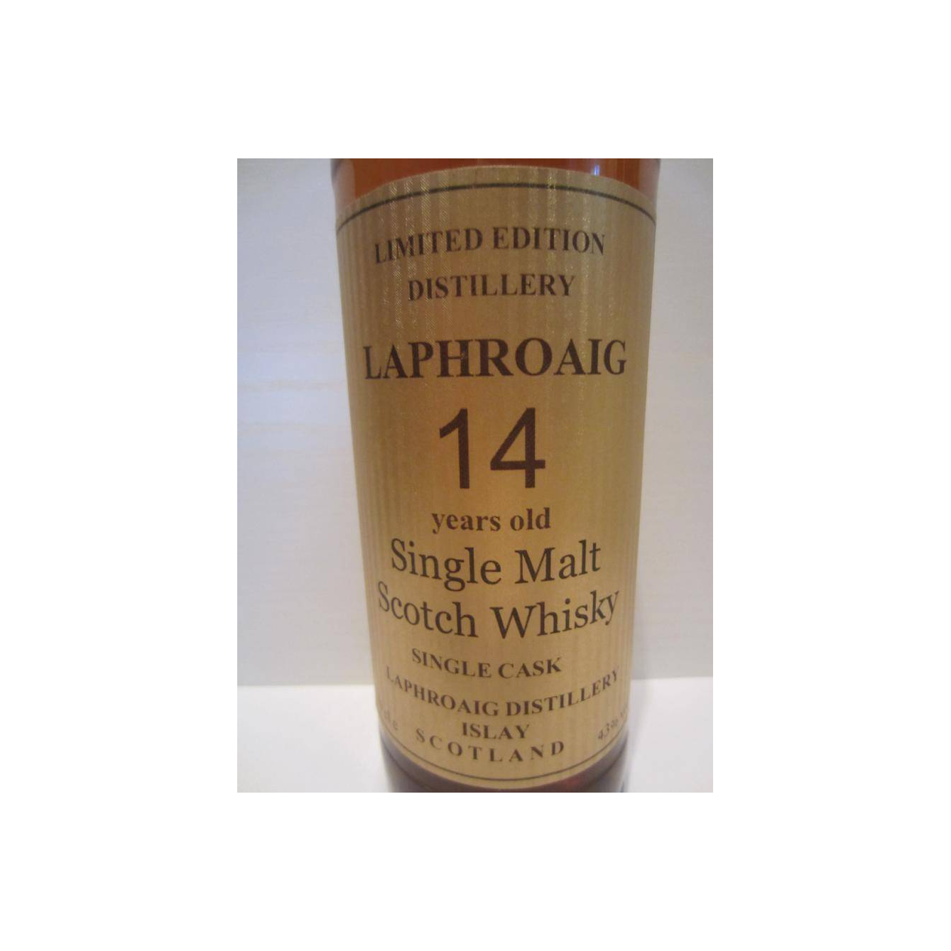 Laphroaig Limited Edition 14 Years Single Malt Whisky 2