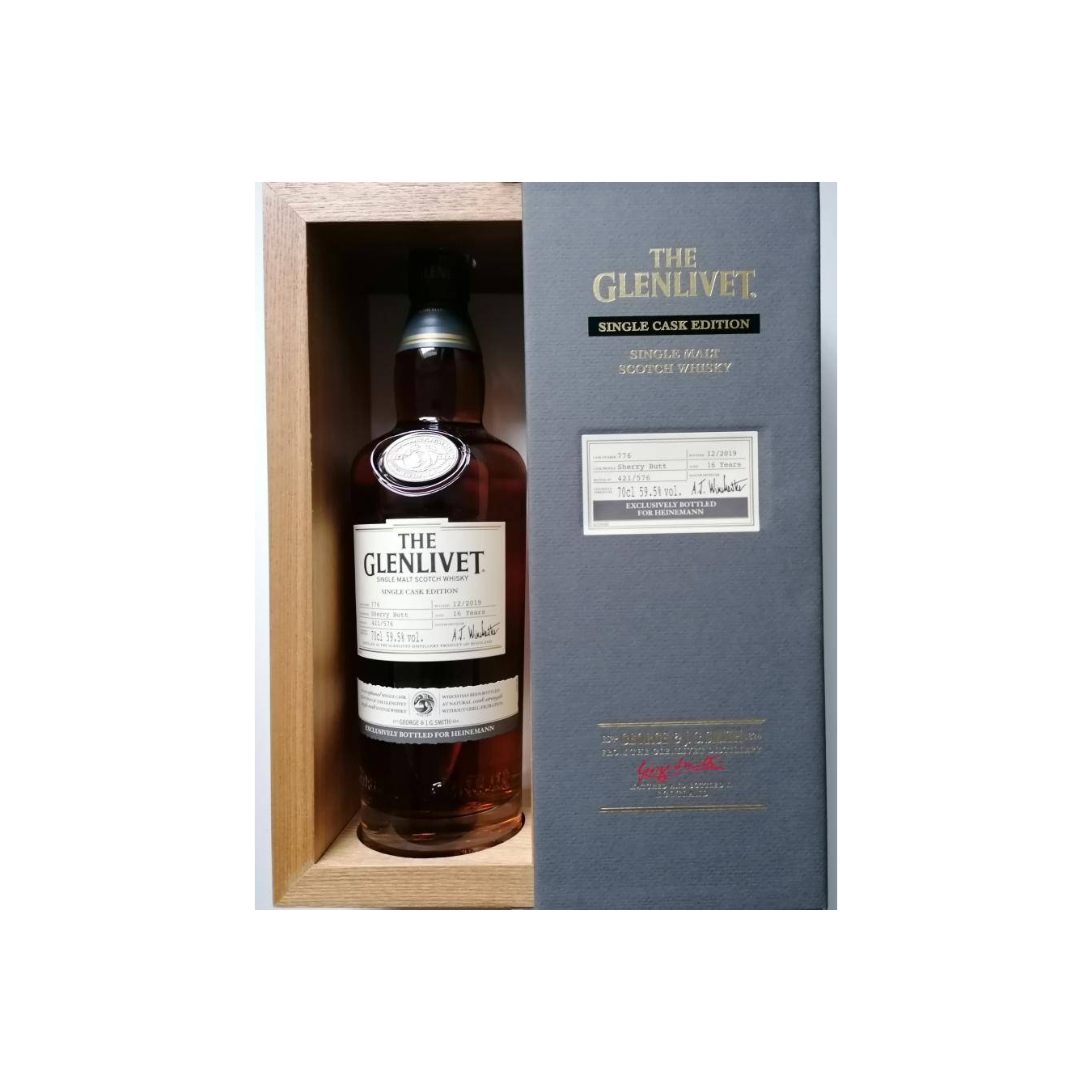 The Glenlivet 16 Years Single Malt Whisky 2