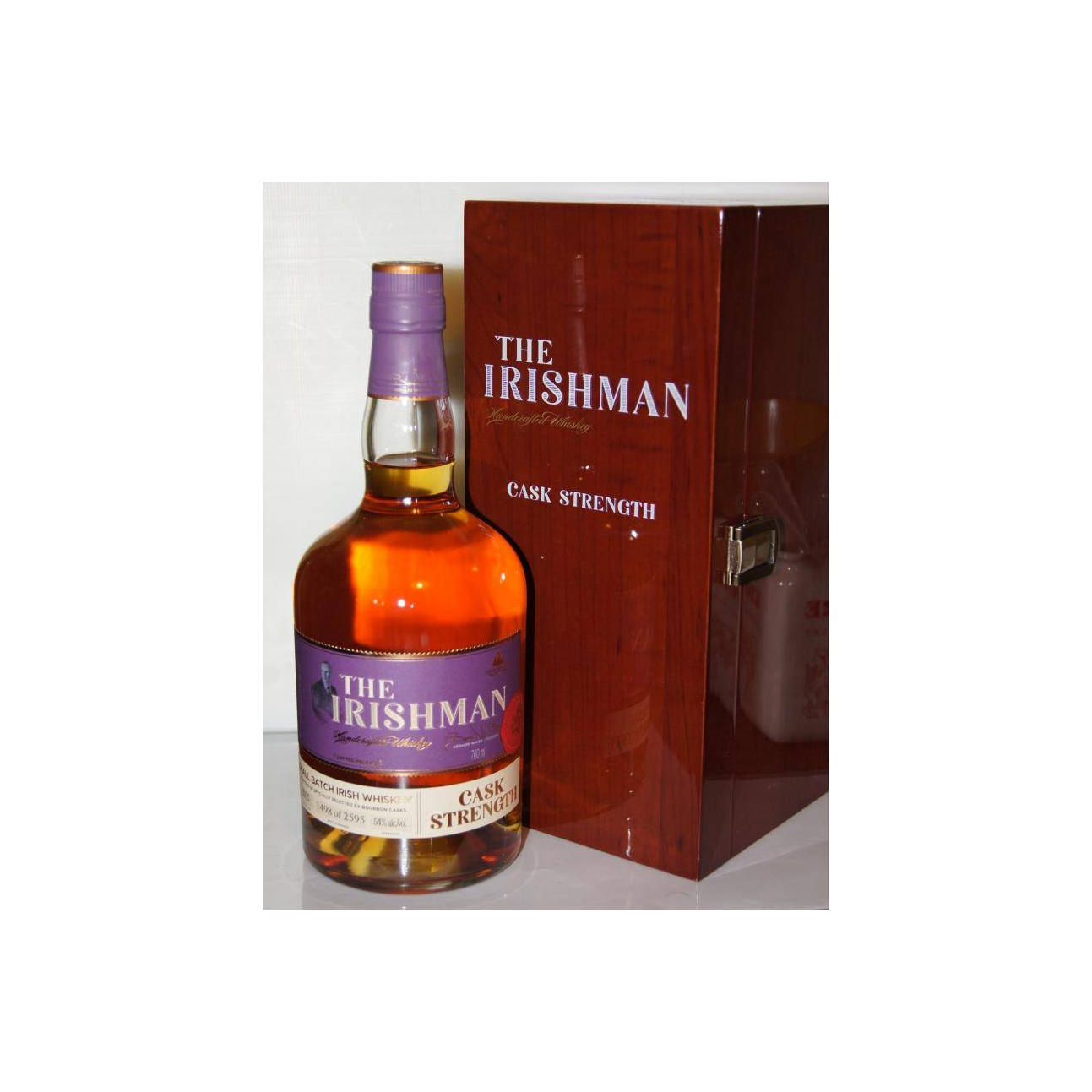 The Irishman Blended Whisky 2