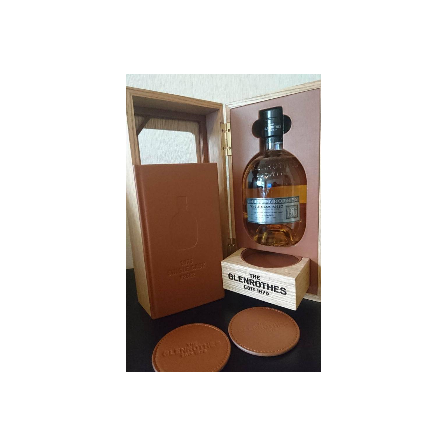 The Glenrothes Single Cask 1976 39 Years Single Malt Whisky 3