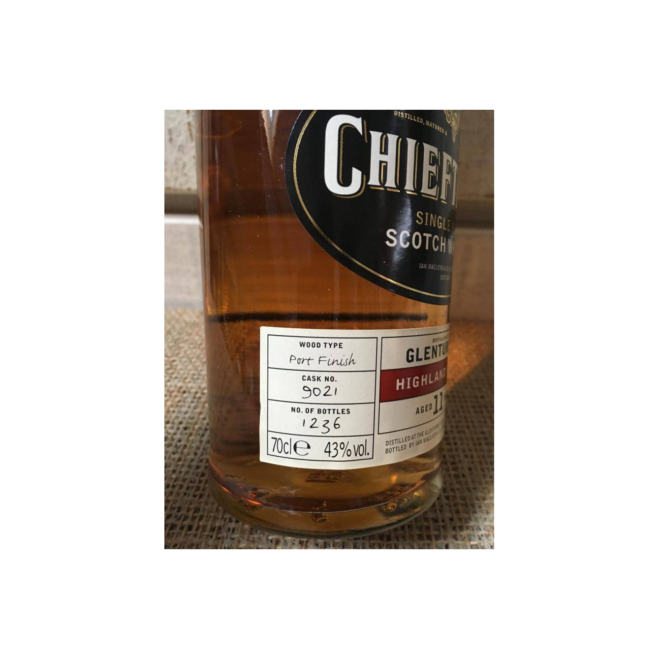 The Glenturret 1990 11 Years Single Malt Whisky 2