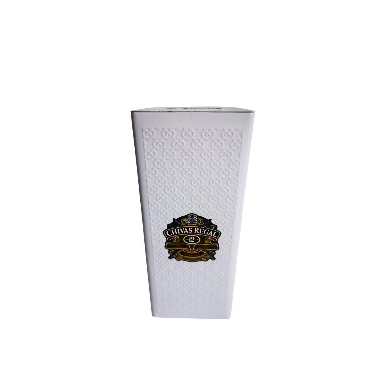 Chivas Regal 12 Years Blended Whisky 3