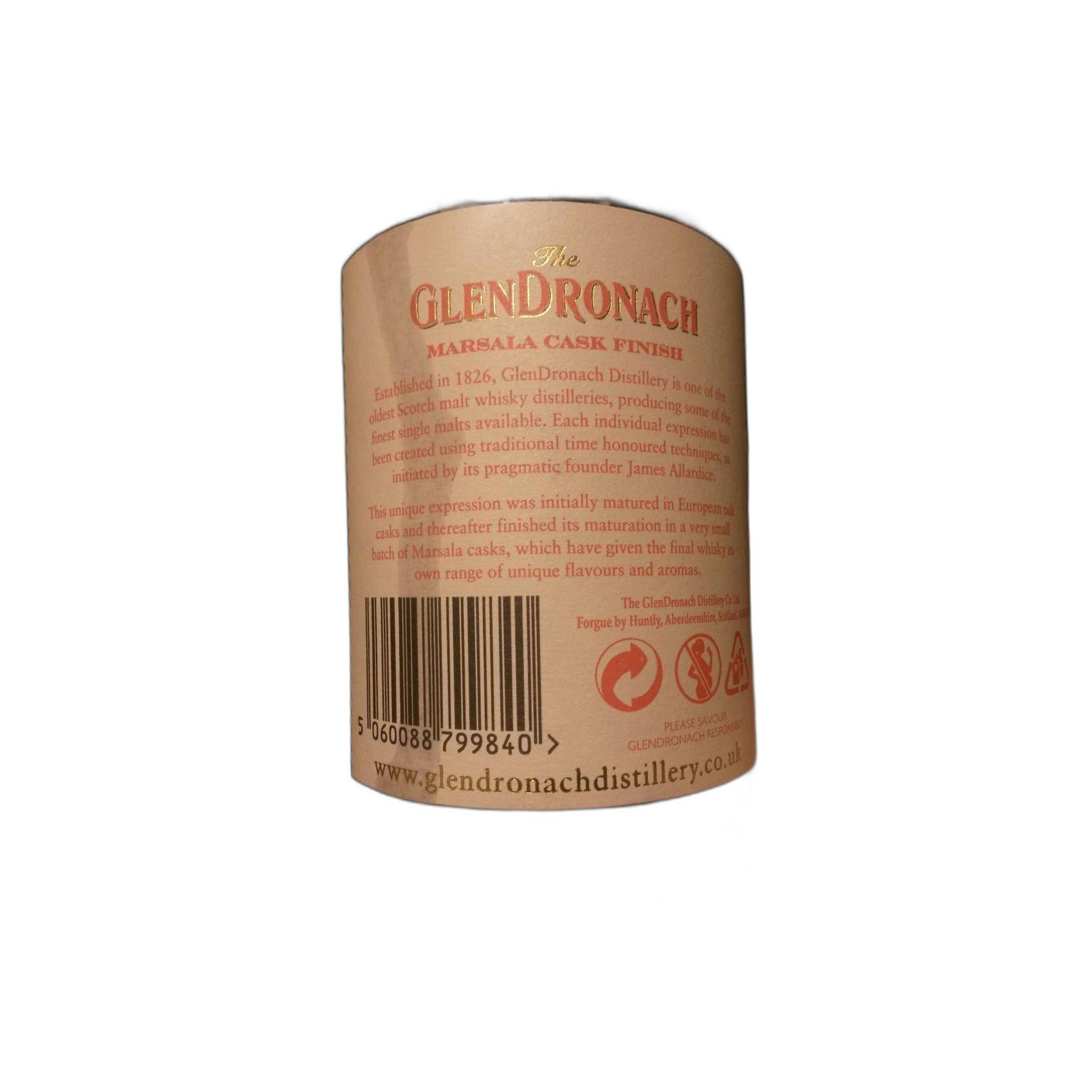 GlenDronach 18 Years Single Malt Whisky 2