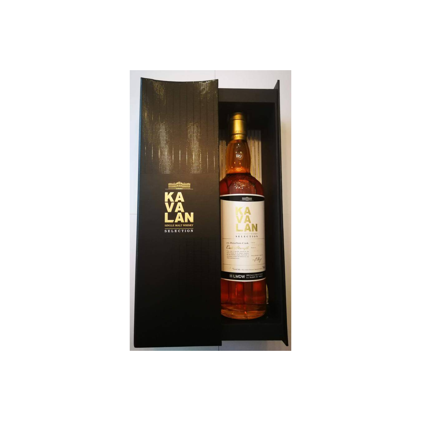 Kavalan ex-Bourbon Cask 2010 5 Years Single Malt Whisky 2