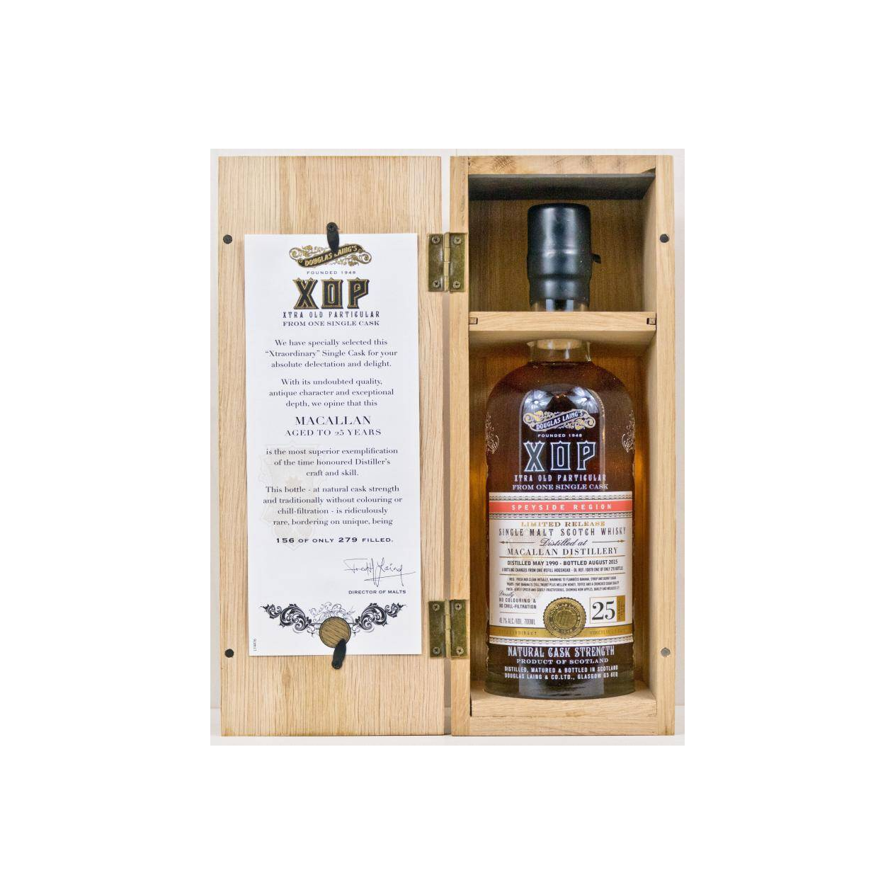 The Macallan 1990 25 Years Single Malt Whisky 3