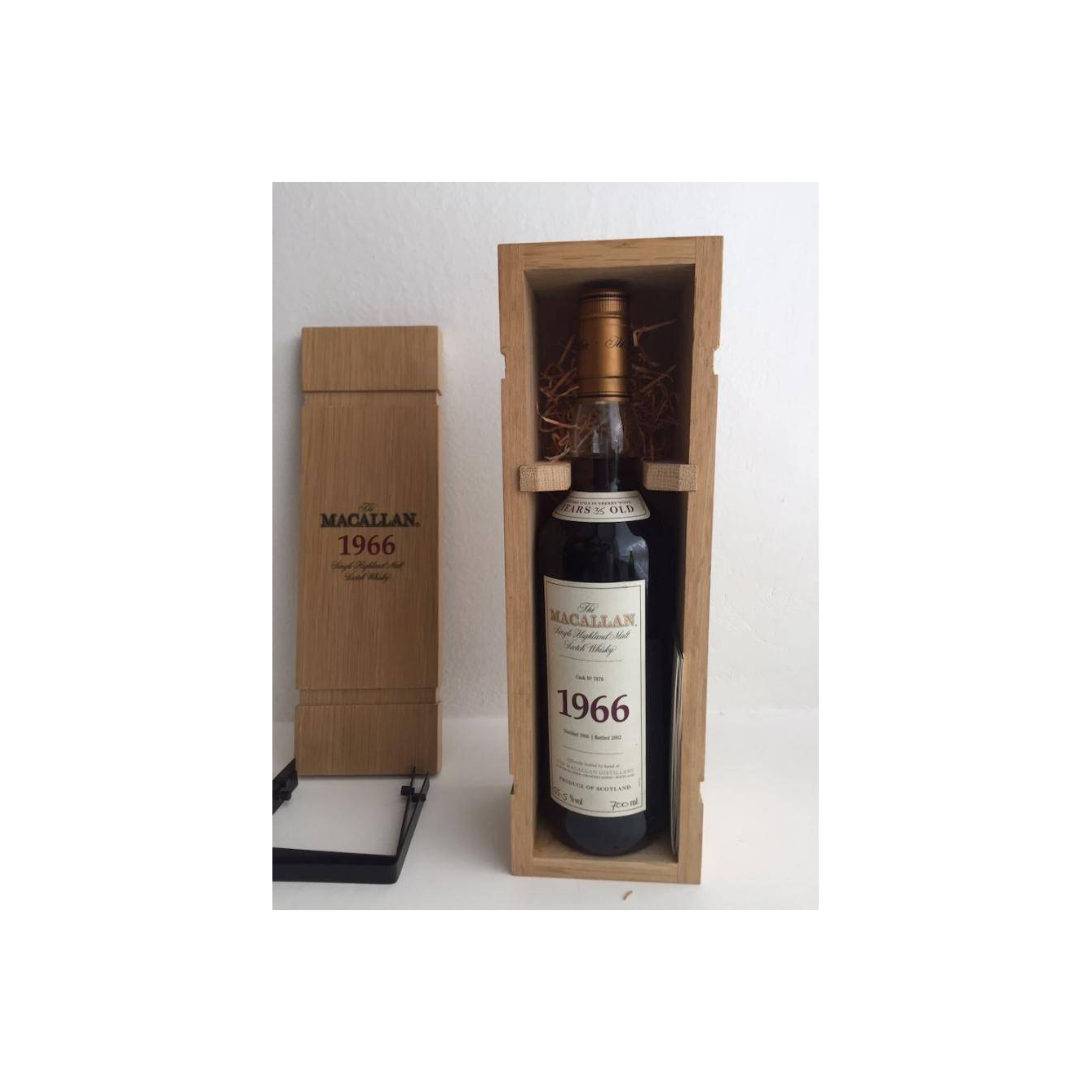 The Macallan 1966 35 Years Single Malt Whisky