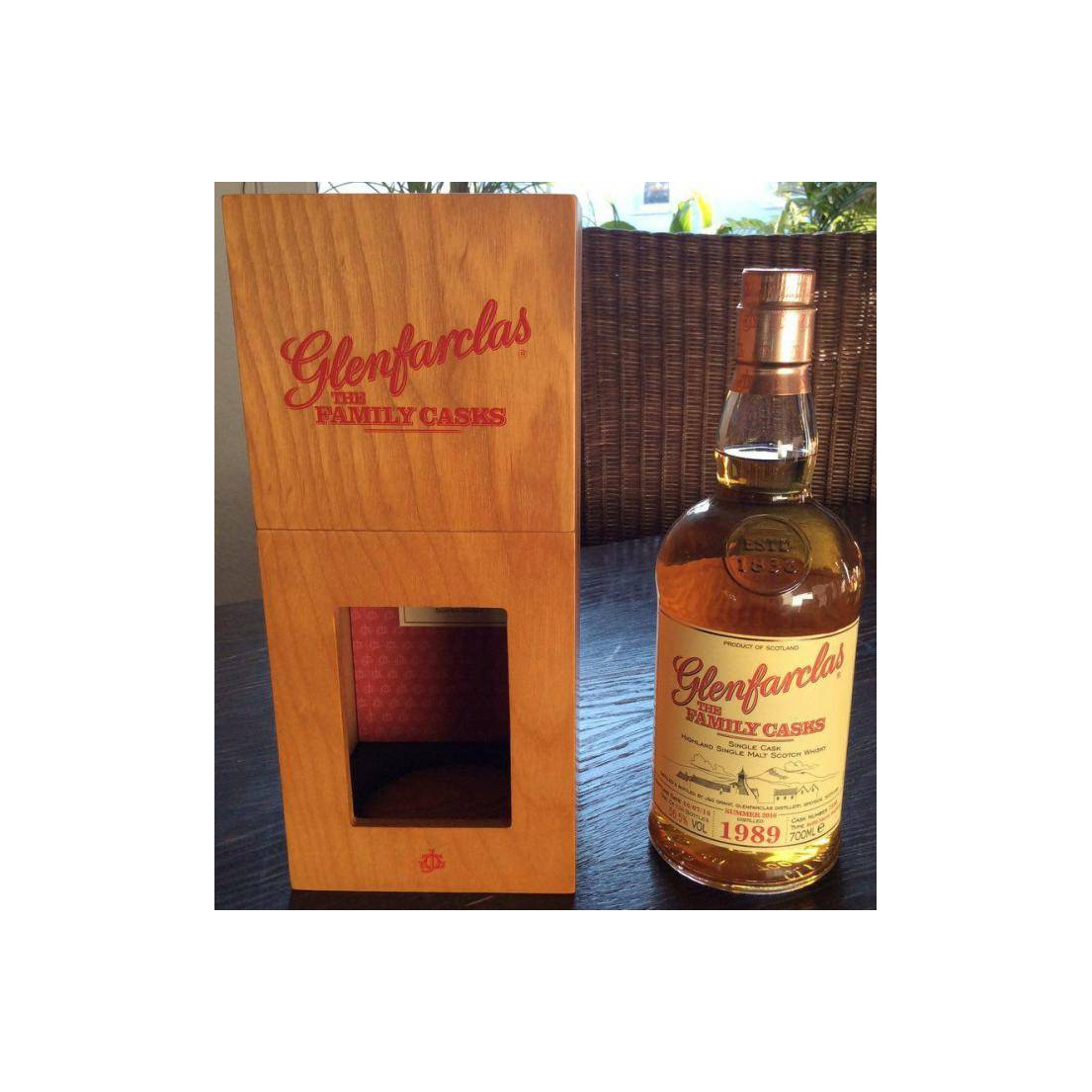 Glenfarclas 1989 27 Years Single Malt Whisky 2