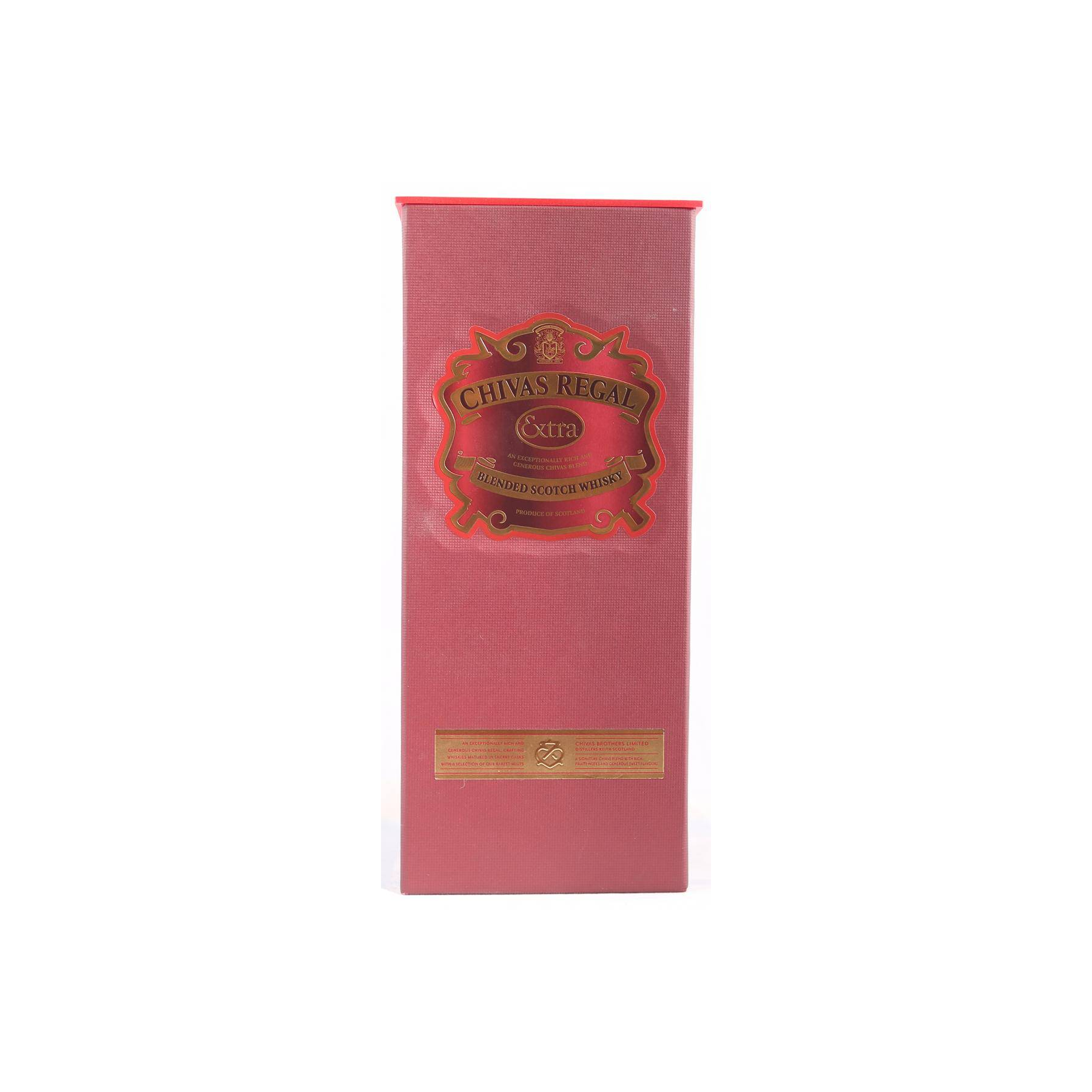 Chivas Regal Blended Whisky 3