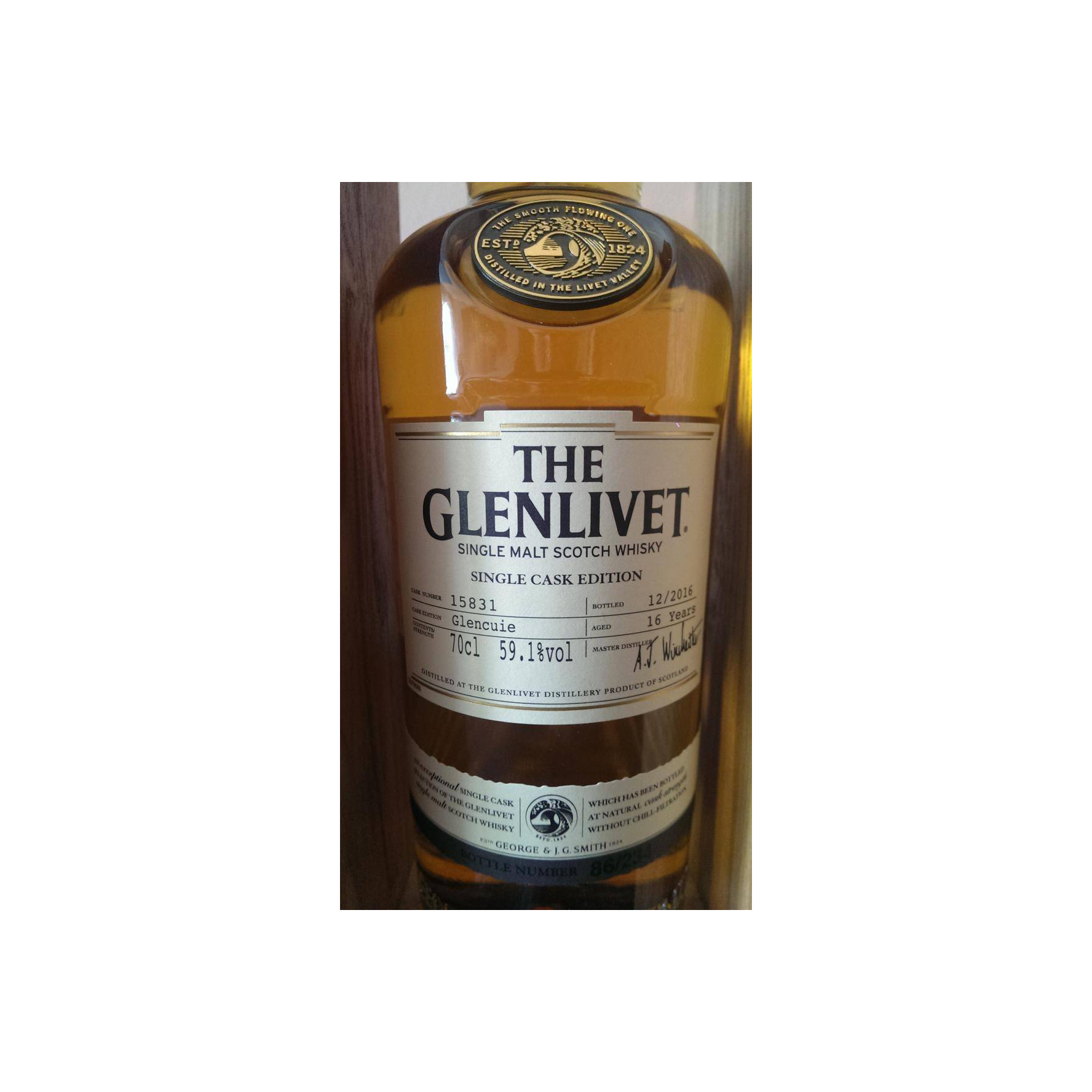 The Glenlivet 16 Years Single Malt Whisky 3