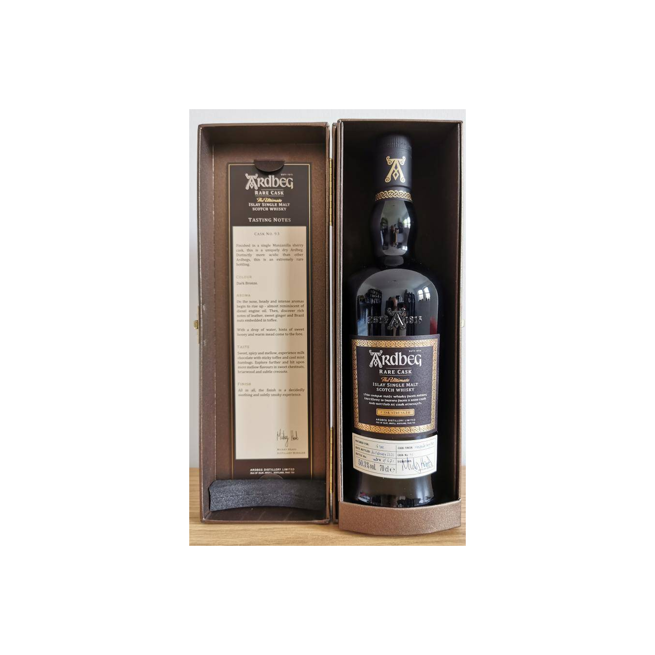 Ardbeg 16 Years Single Malt Whisky 3
