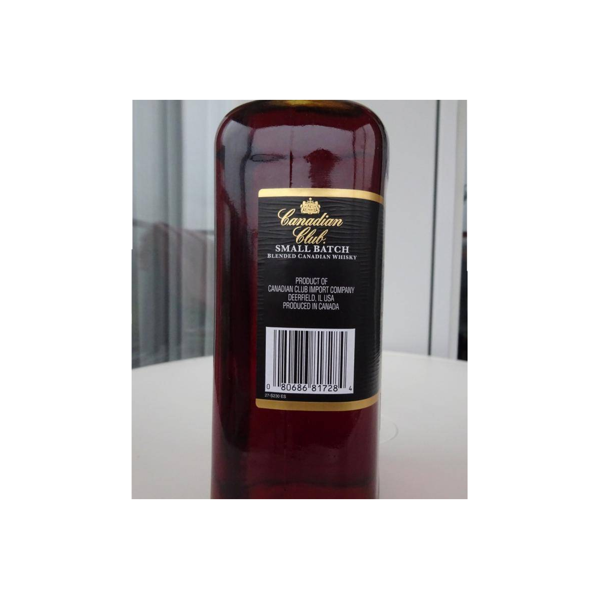 Canadian Club 12 Years Blended Grain Whisky 3