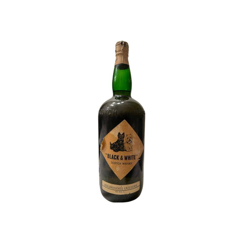 Black & White Blended Whisky 2