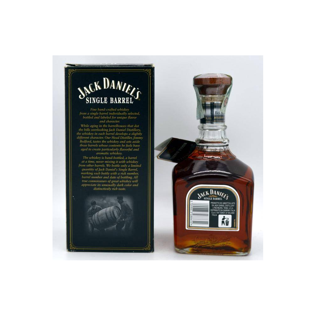 Jack Daniel's Tennessee Whisky  2