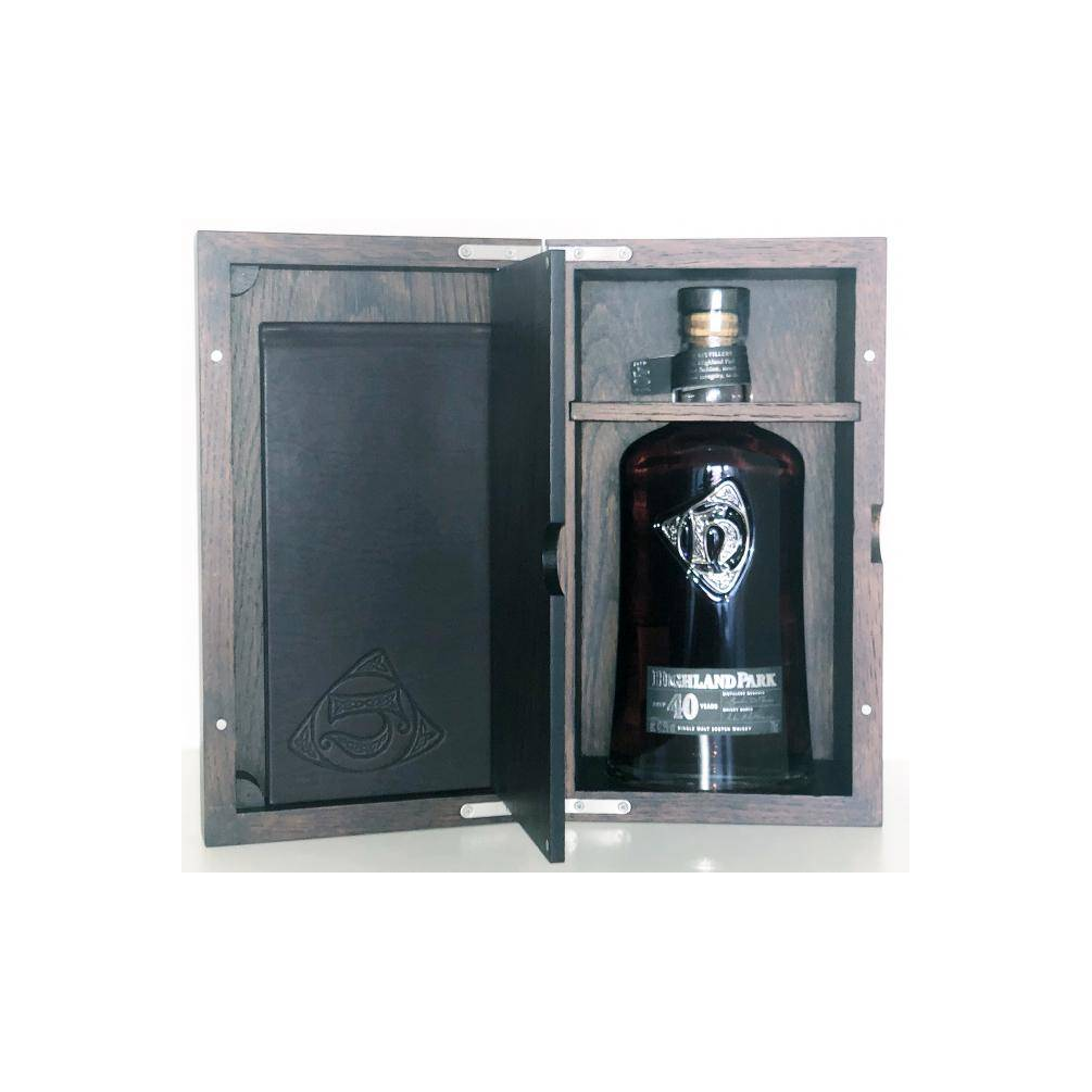 Highland Park 40 Years Single Malt Whisky 2