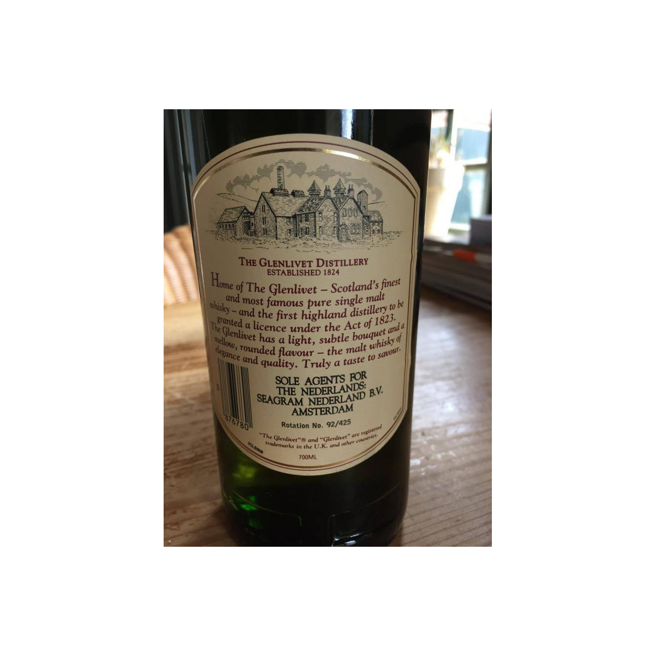 The Glenlivet 12 Years Single Malt Whisky 2