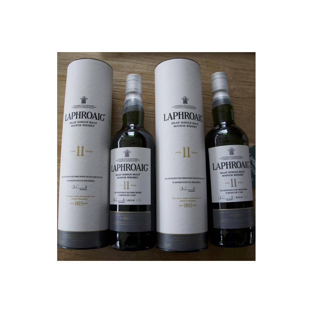 Laphroaig 11 Years Single Malt Whisky 3