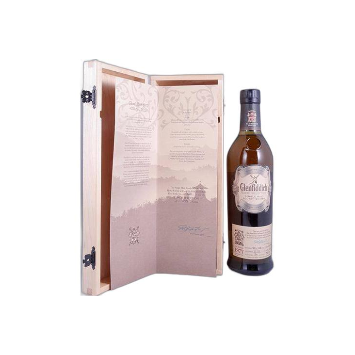 Glenfiddich 1977 34 Years Single Malt Whisky 3
