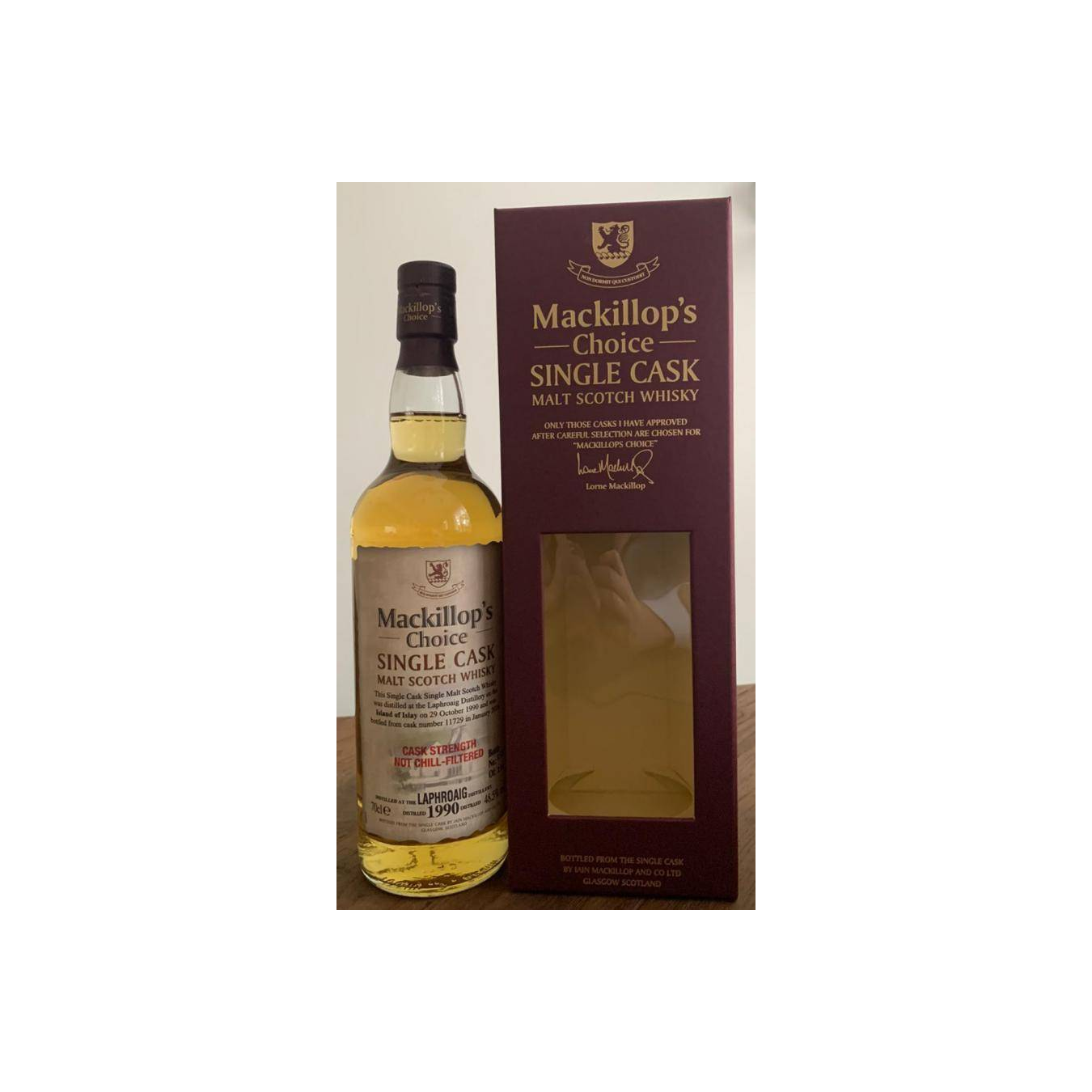 Laphroaig 1990 25 Years Single Malt Whisky 2