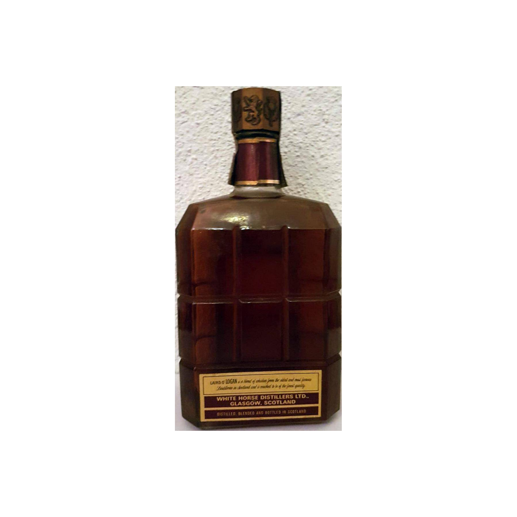 White Horse Blended Whisky 2