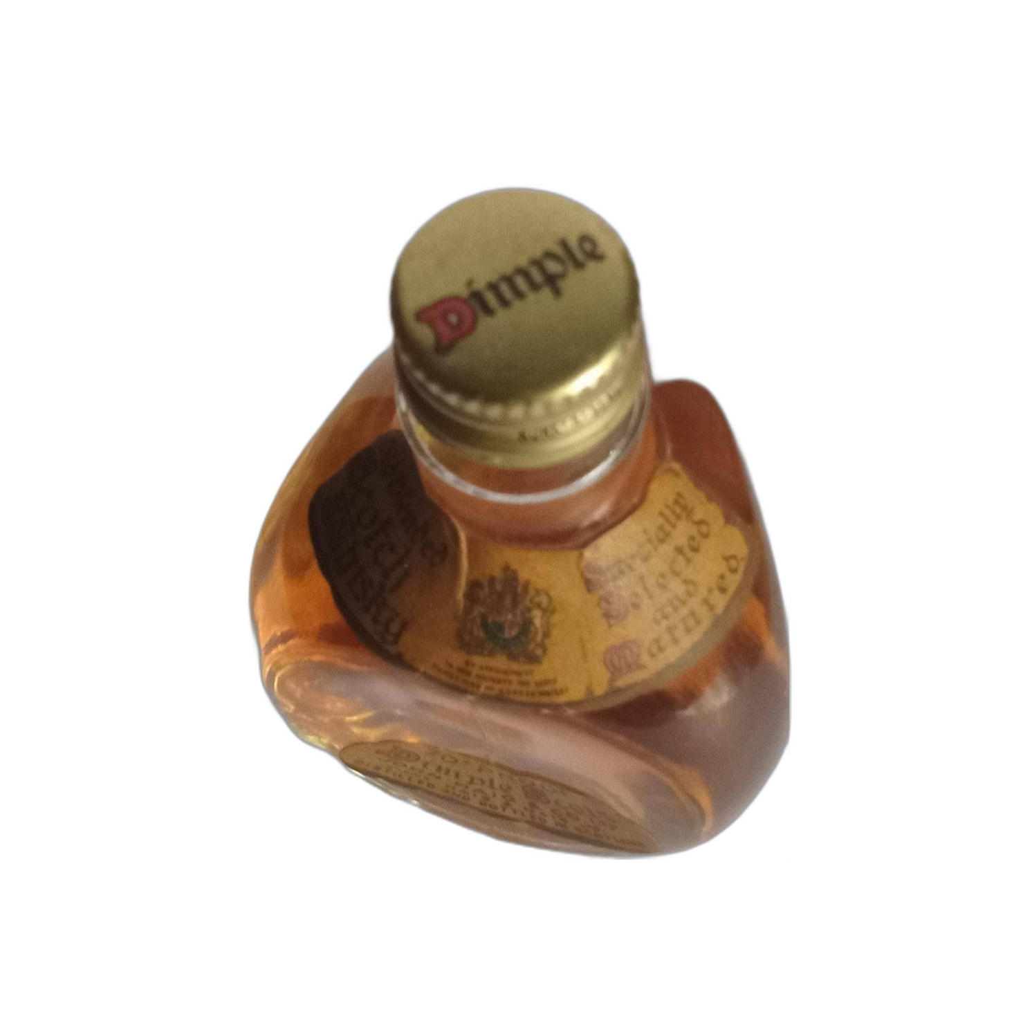 Dimple Scots Old Blended Scotch Whisky 2