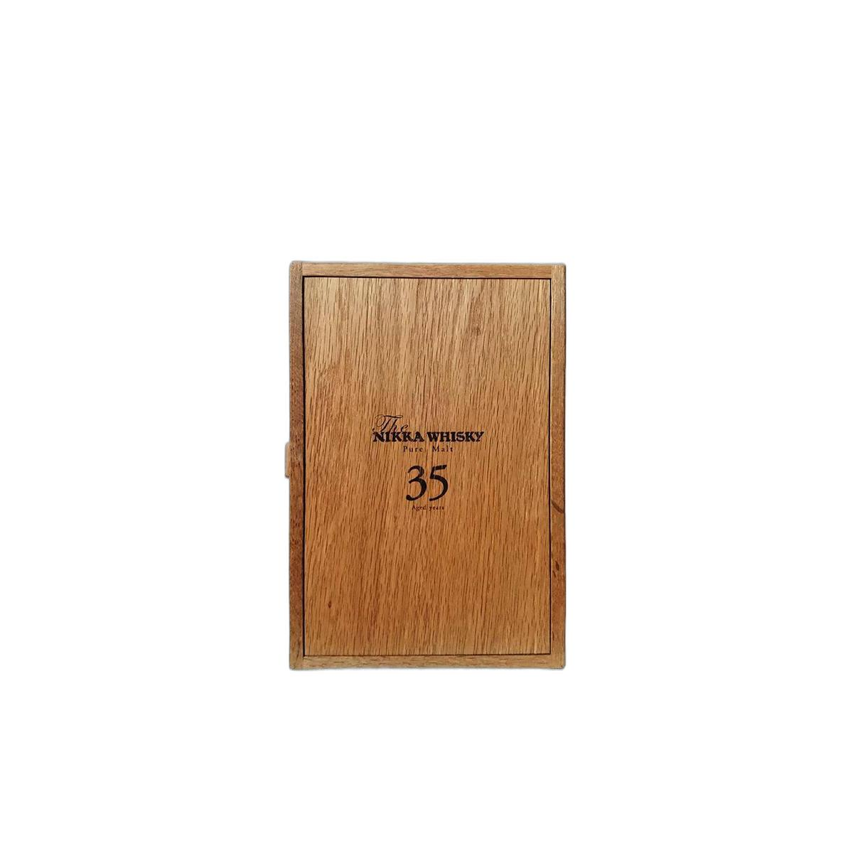 Nikka 35-year-old 2
