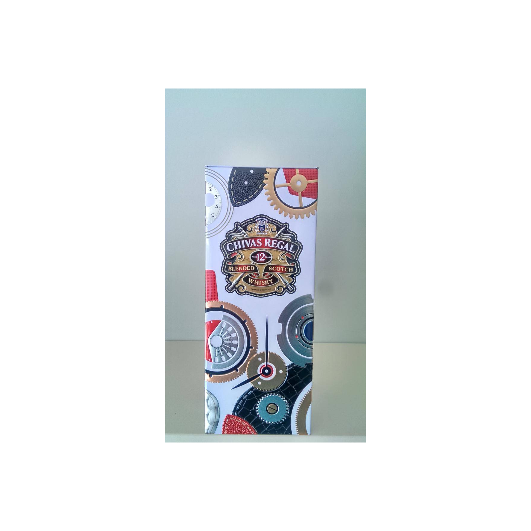 Chivas Regal 12 Years Blended Whisky 3